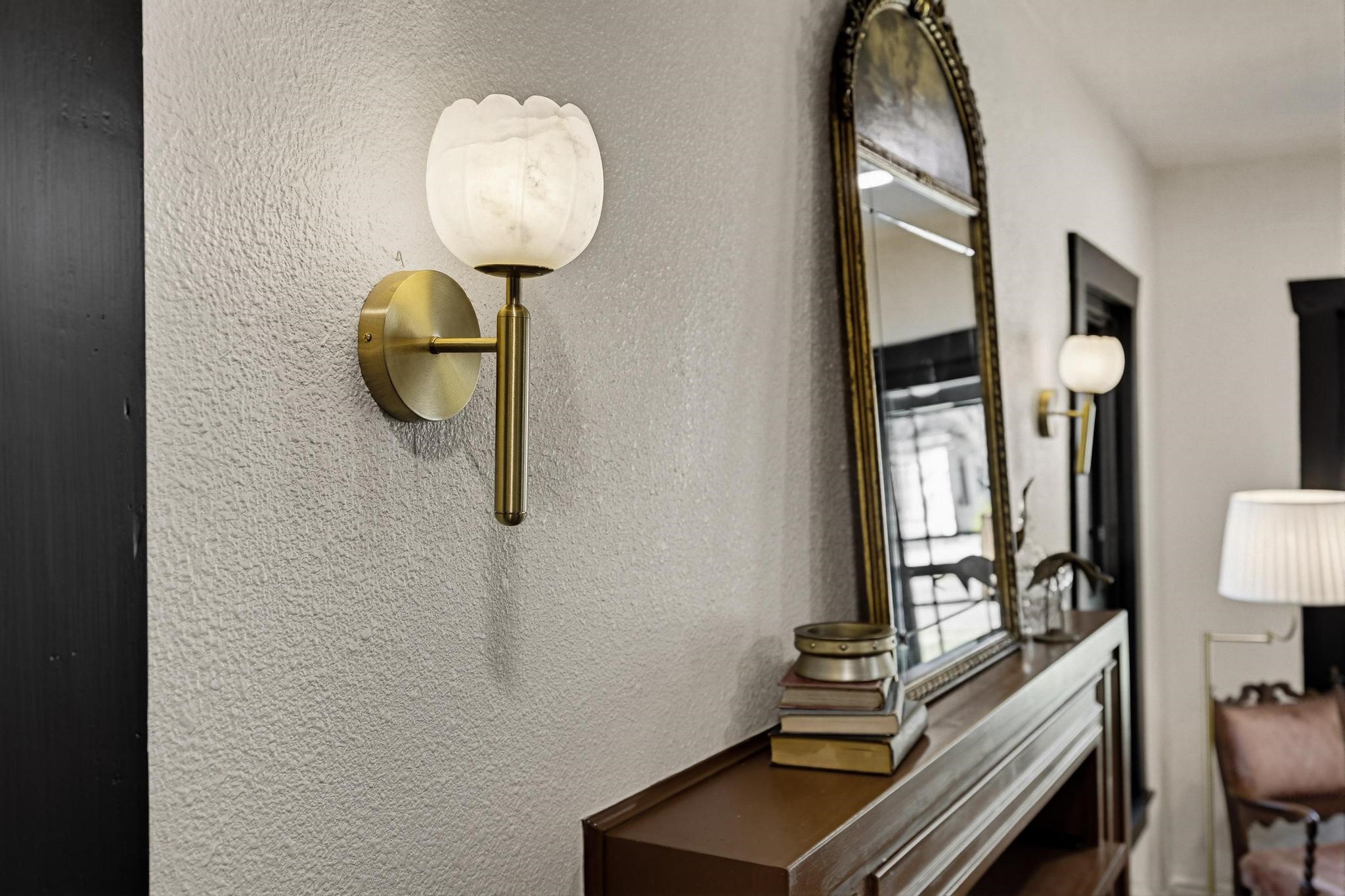 1112 S Travis Street