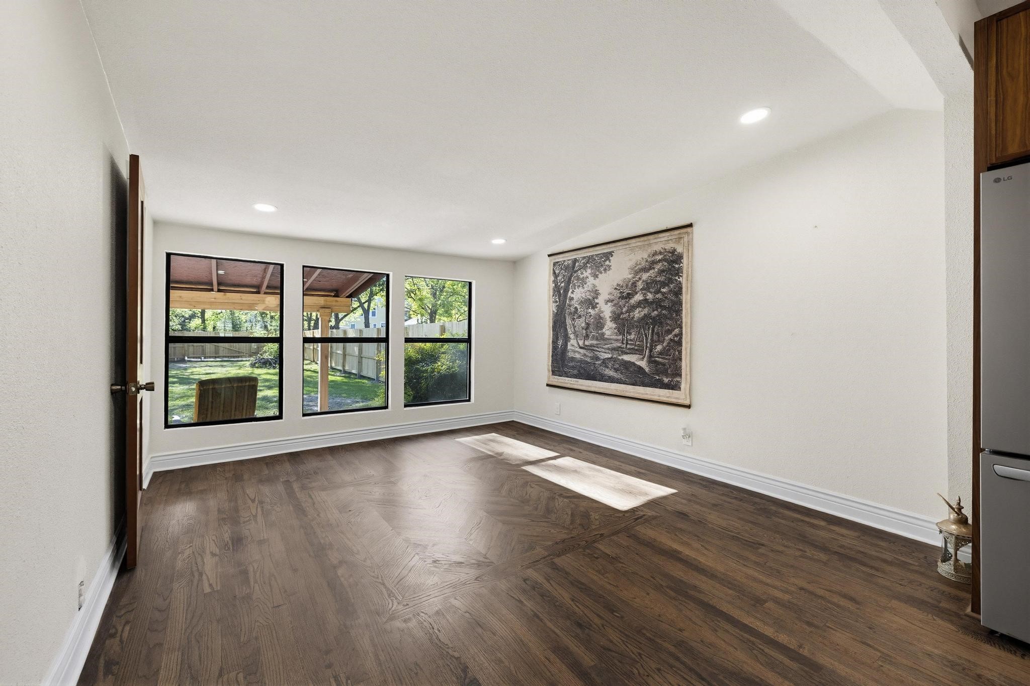 1112 S Travis Street