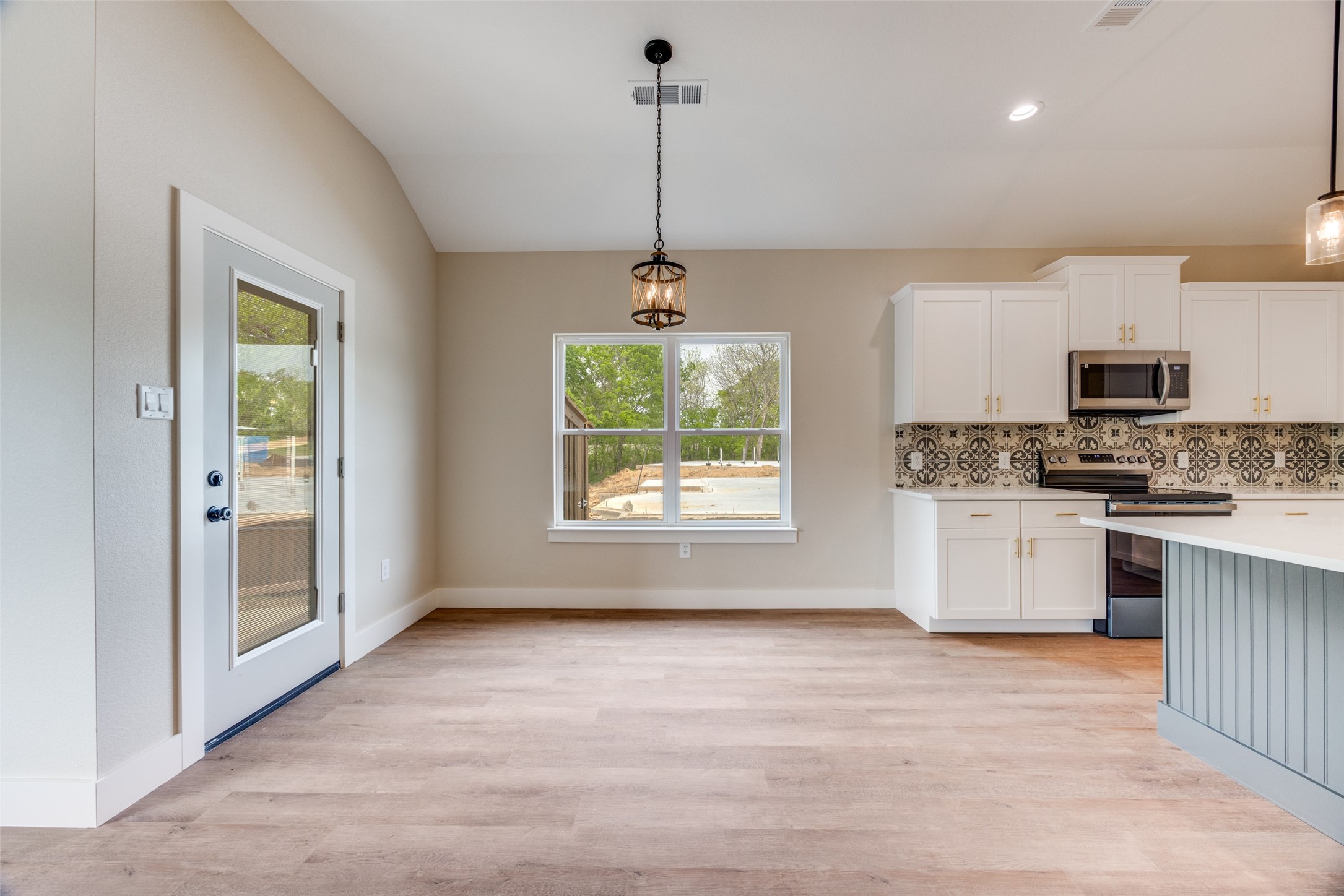 113 Iron Horse Lane