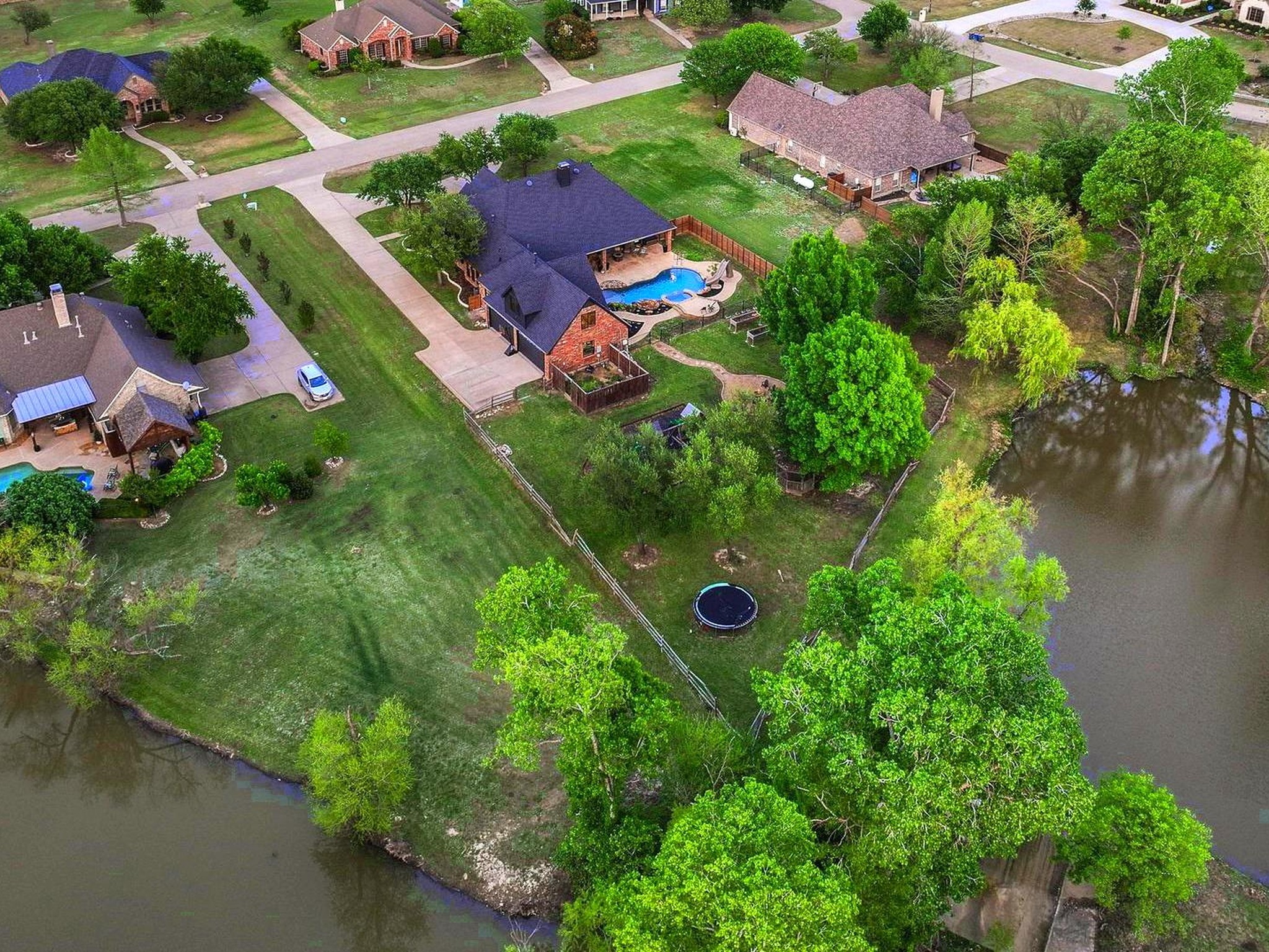 1504 Brook Lane
