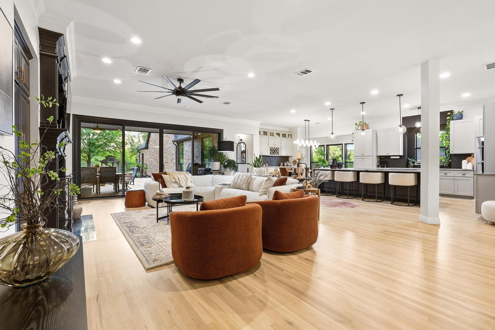 1504 Brook Lane