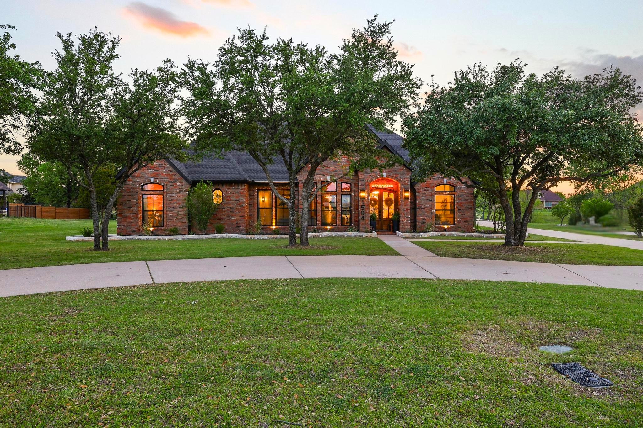 1504 Brook Lane