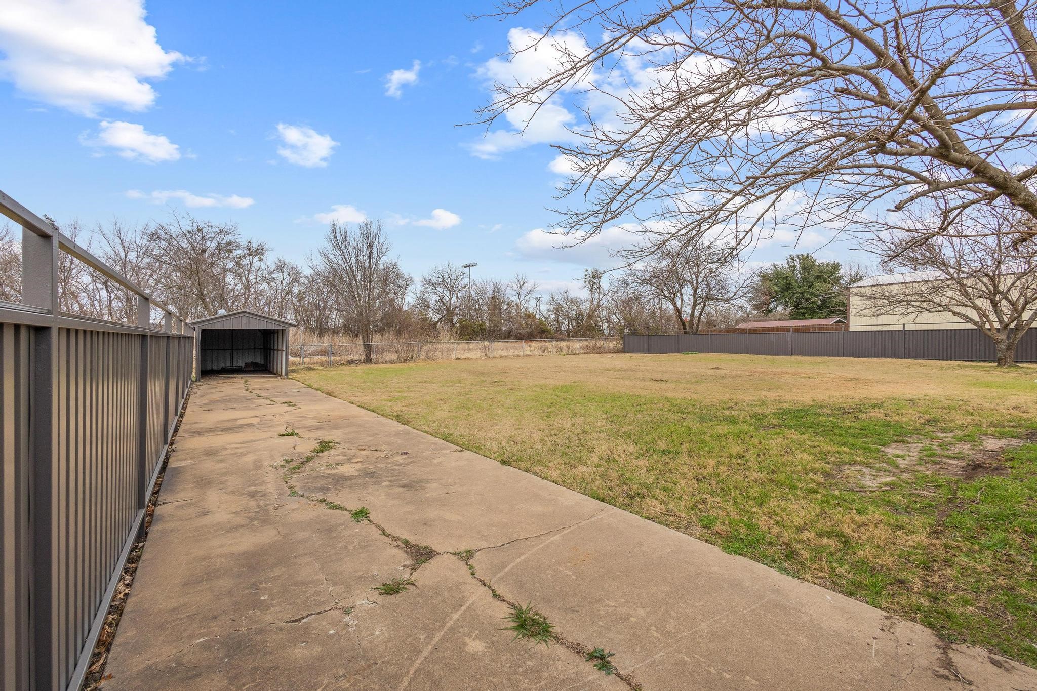 3327 Carriage Circle