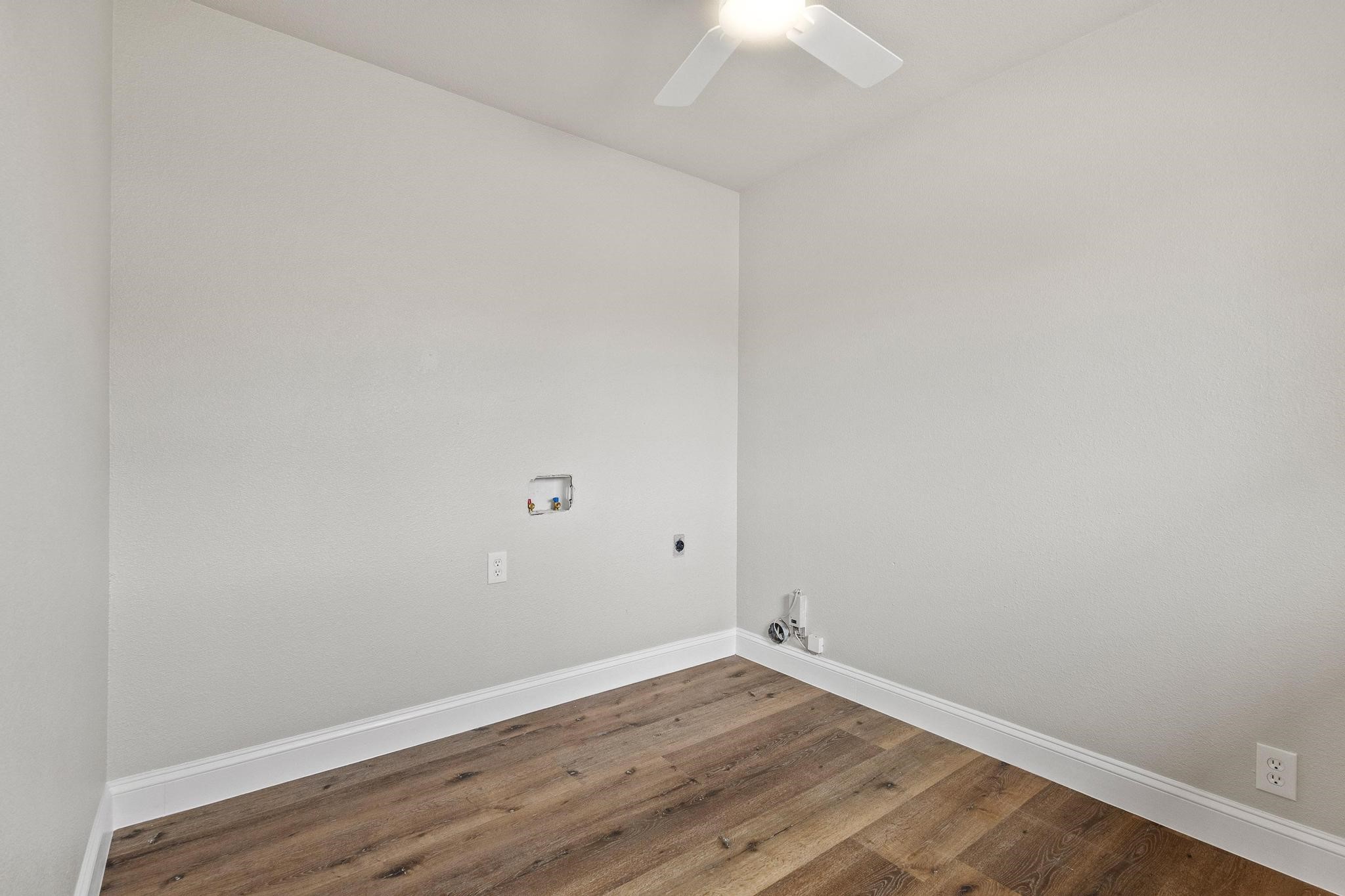 3327 Carriage Circle