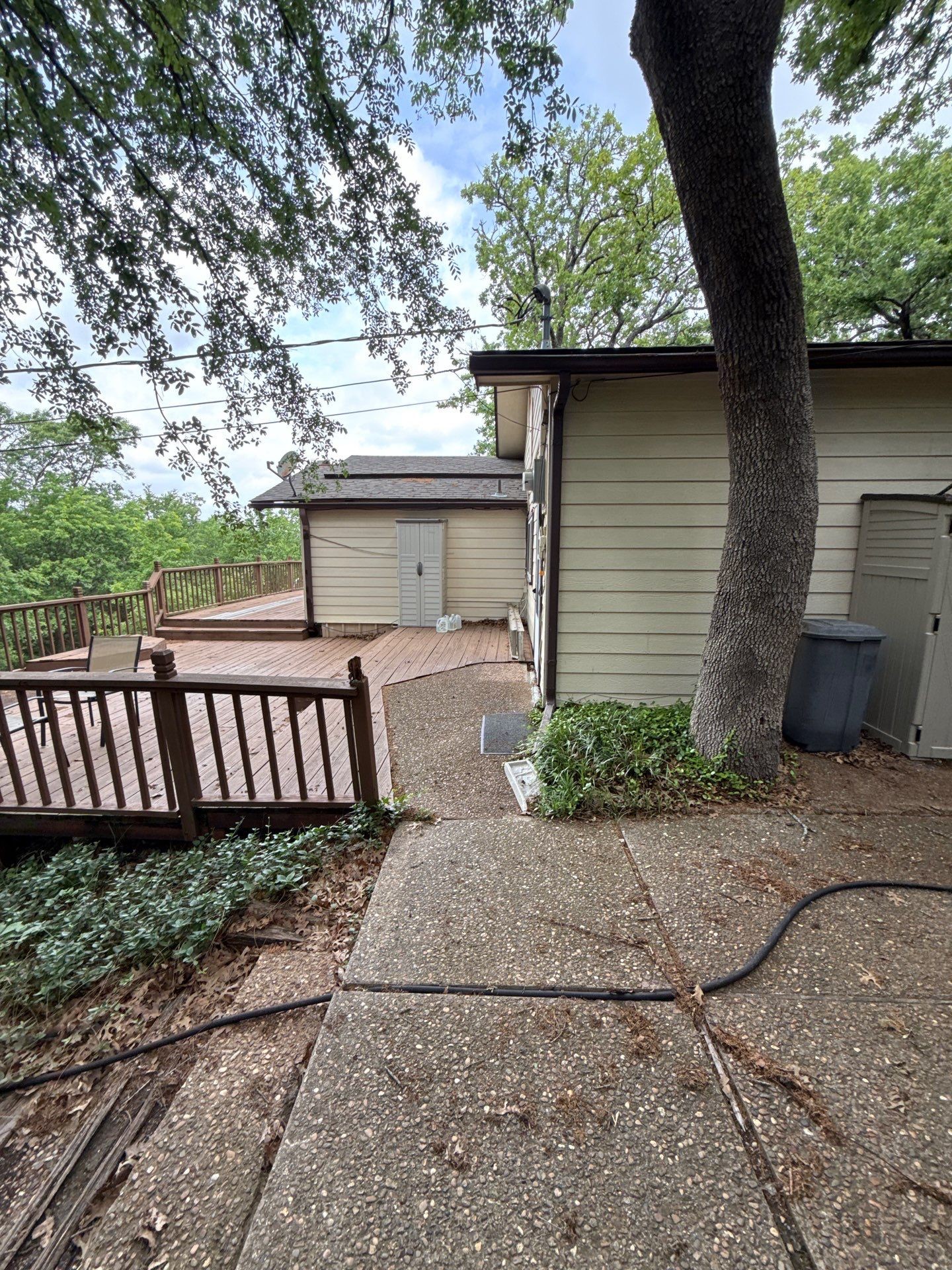 953 Tanglewood Trail