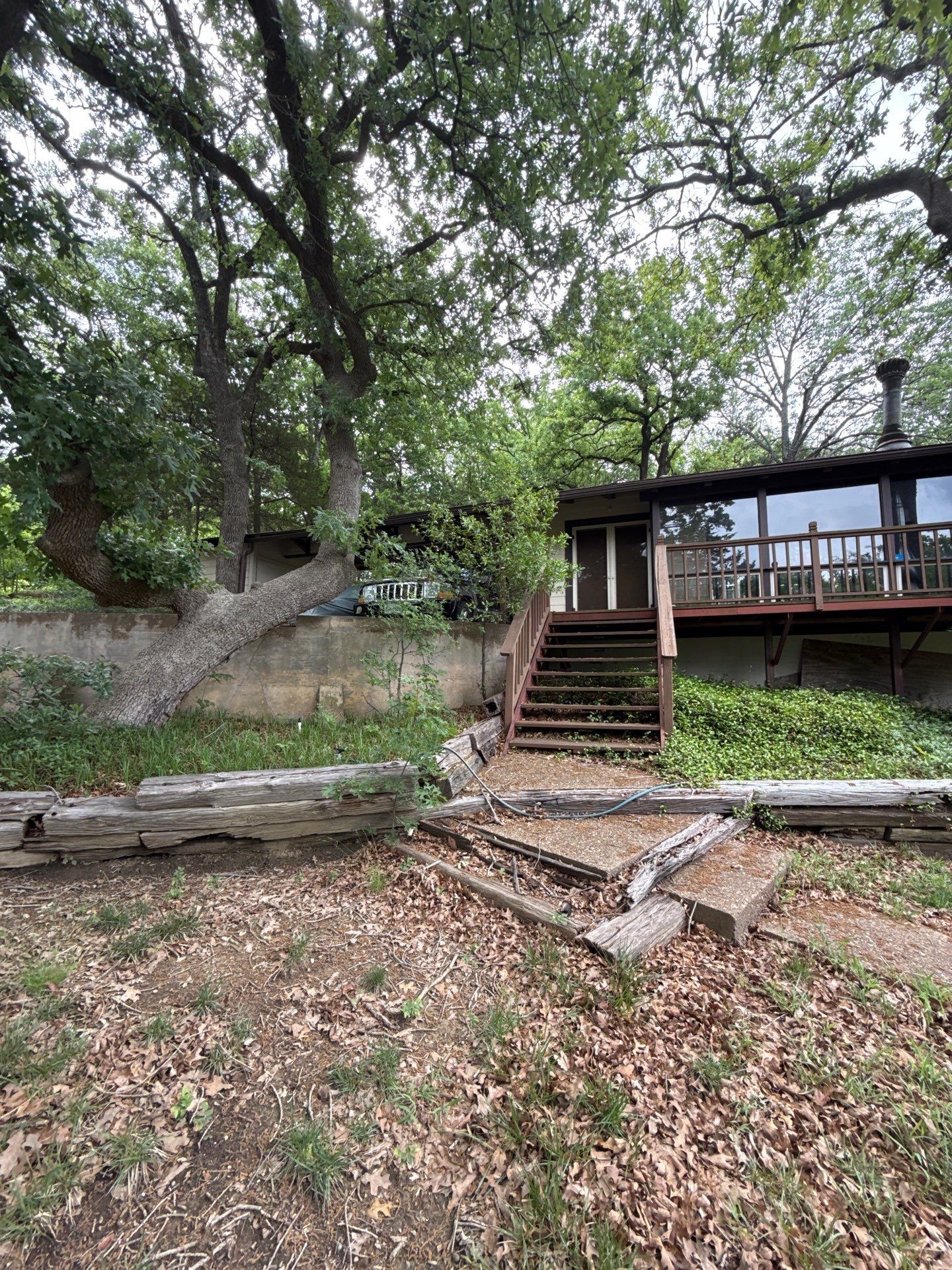 953 Tanglewood Trail