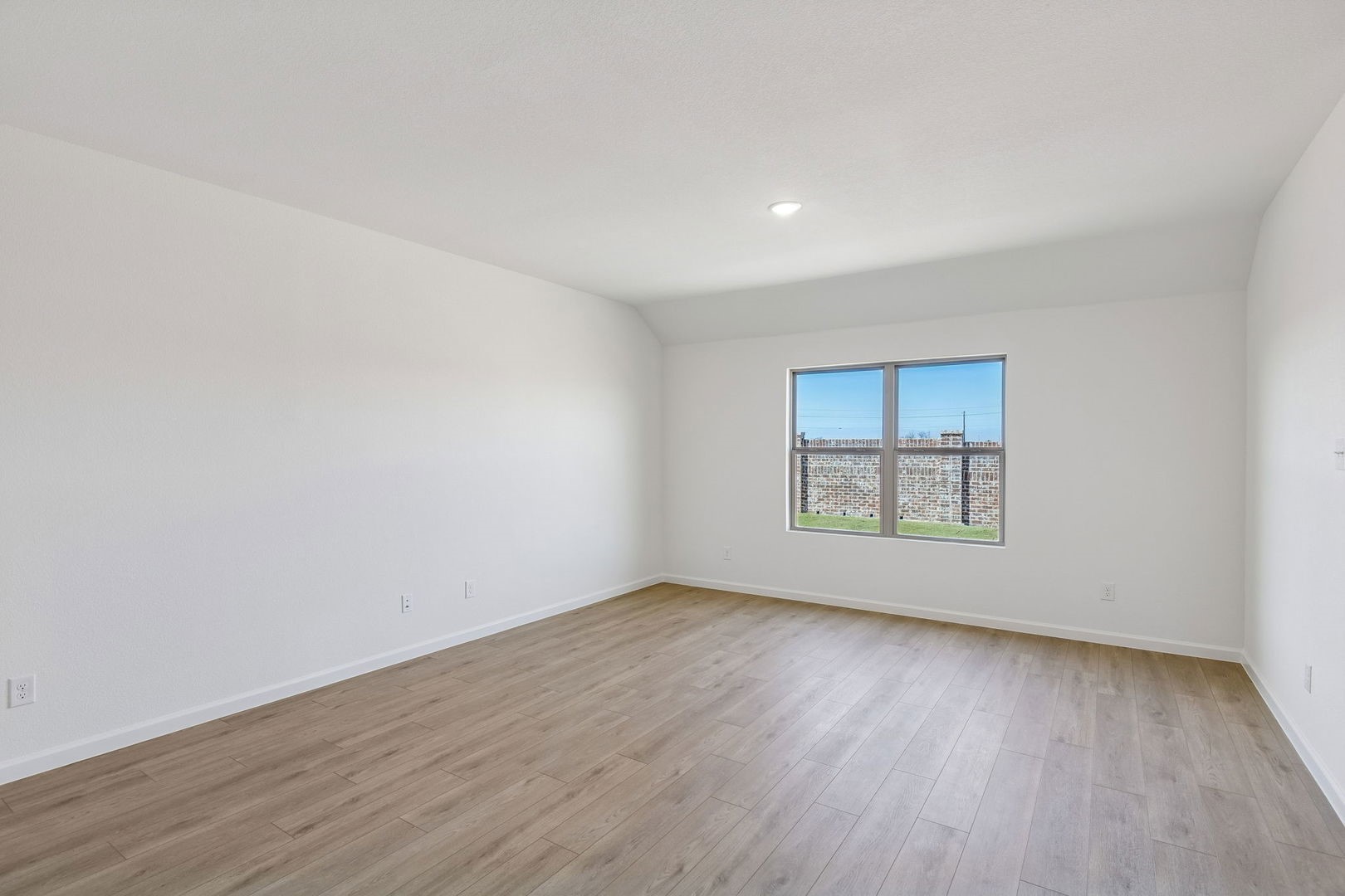 3927 Rose Hill Court