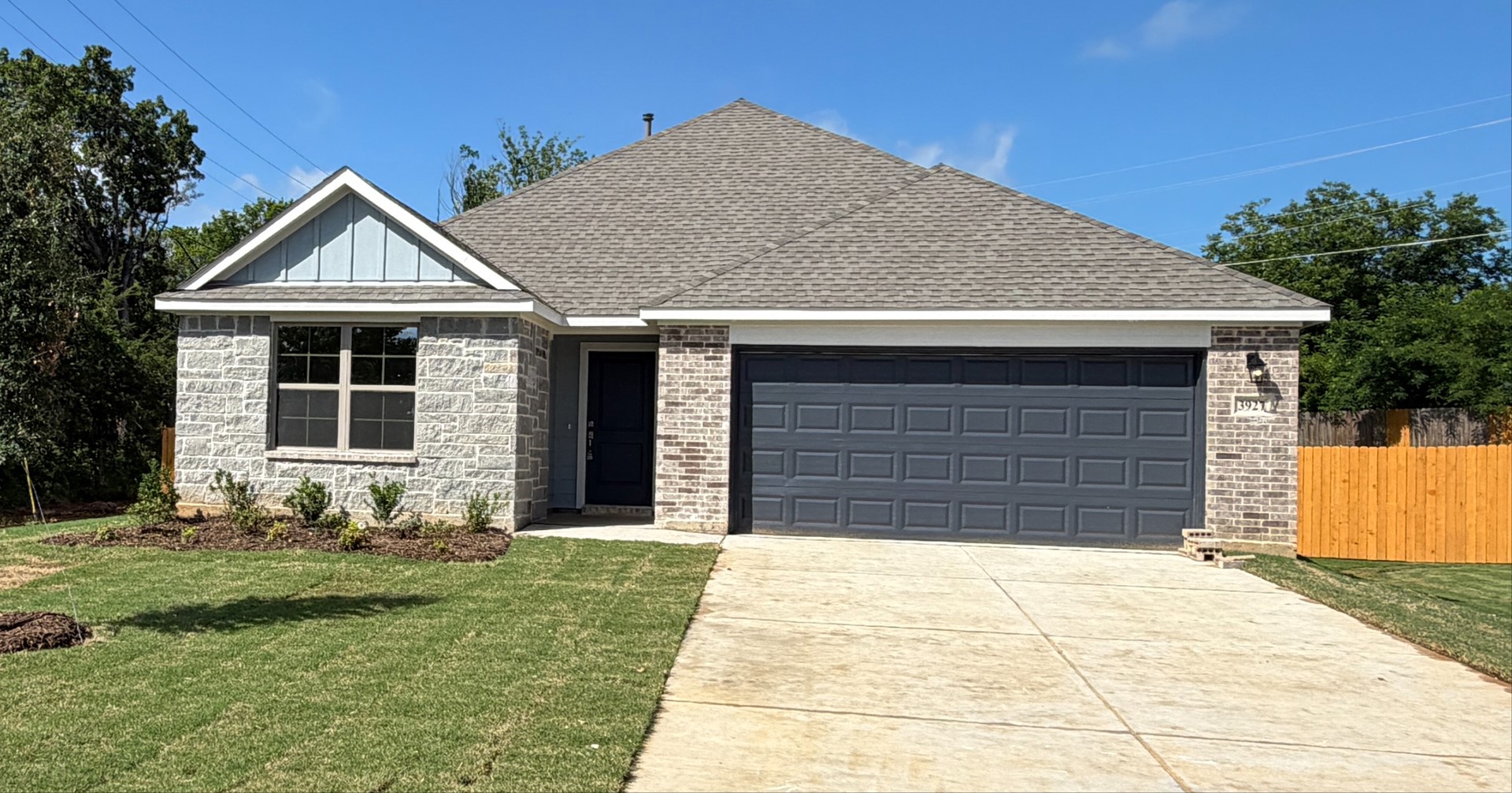 3927 Rose Hill Court