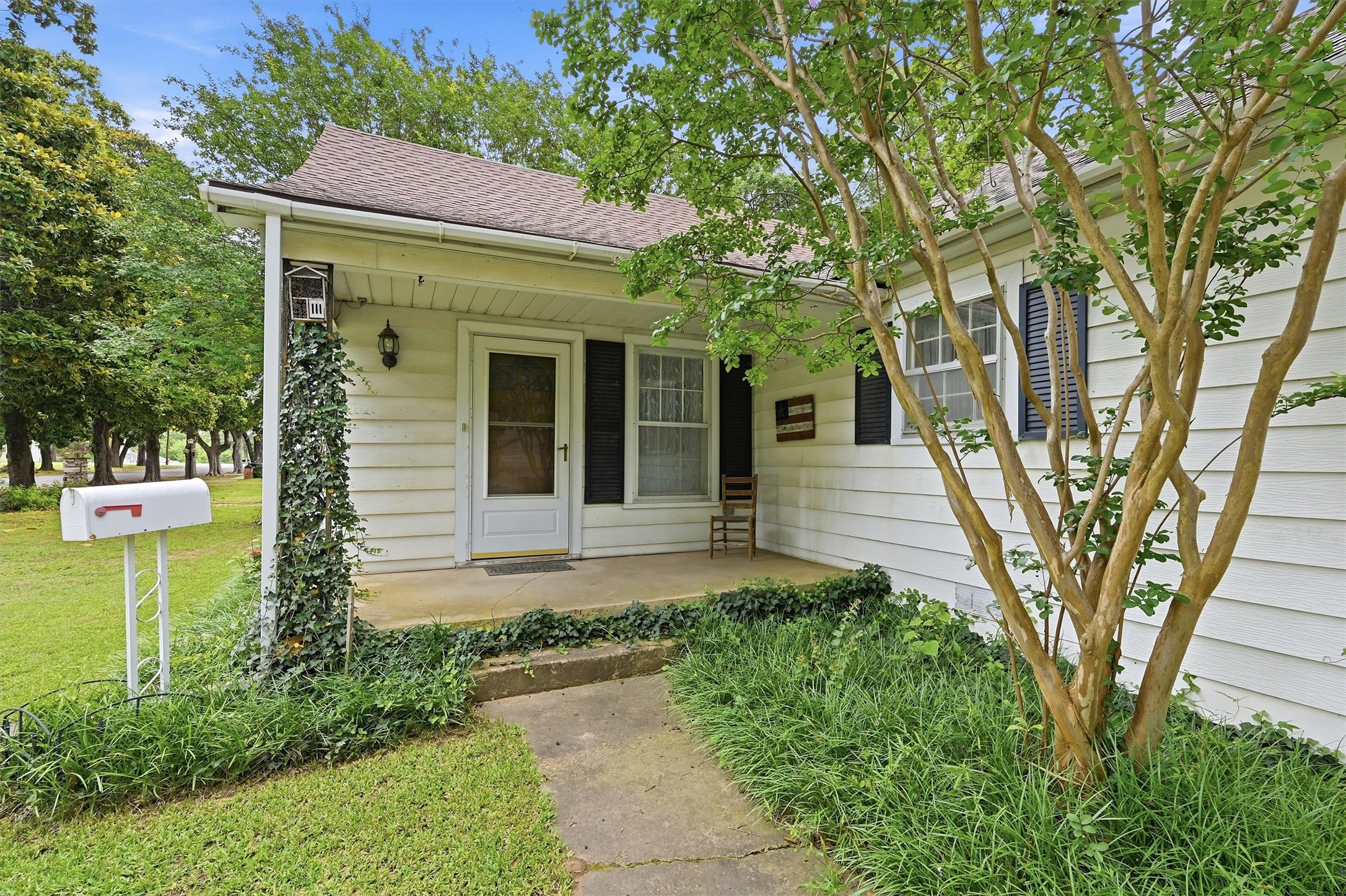 520 W Acheson Street