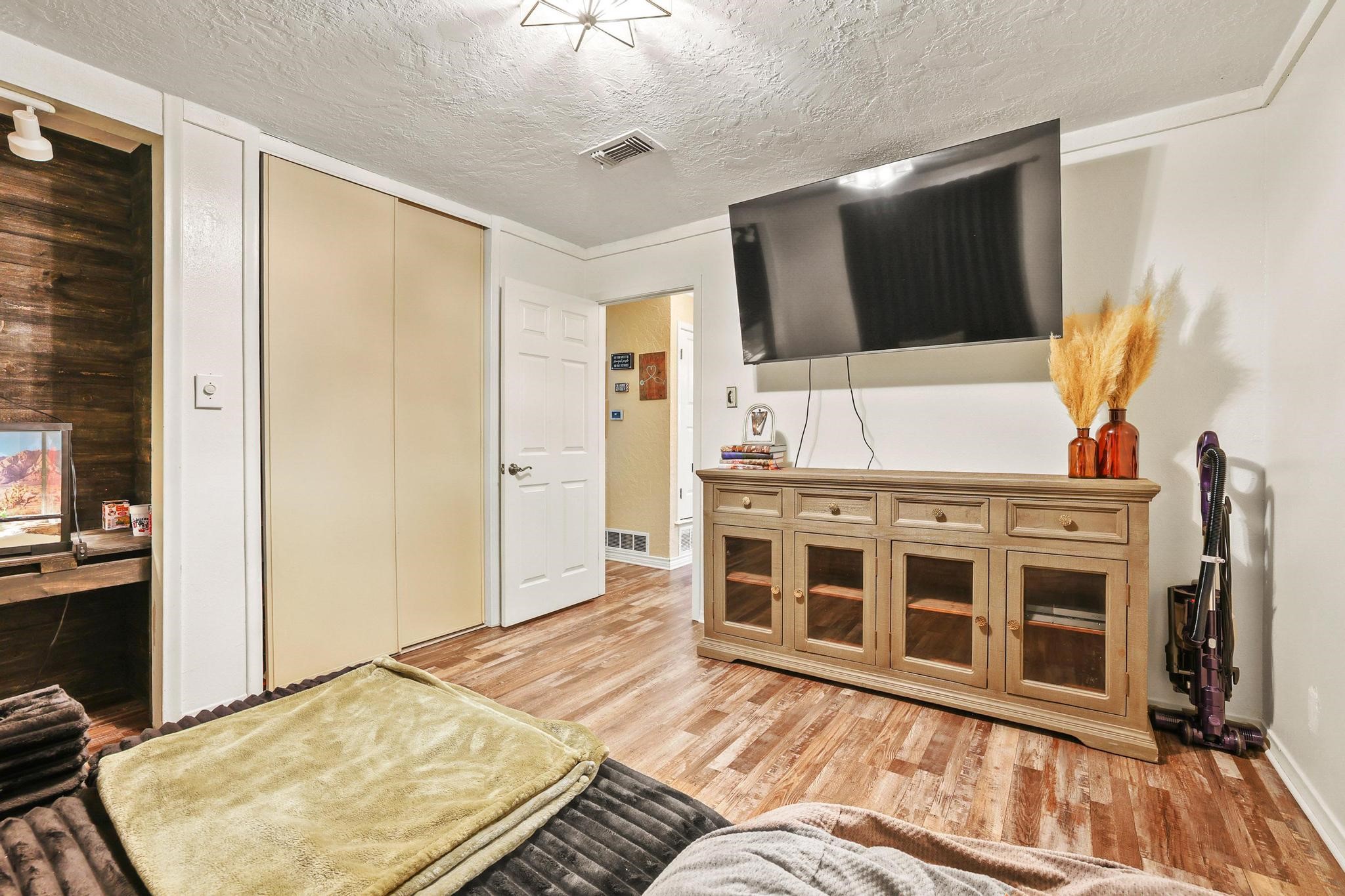3119 Mimosa Drive