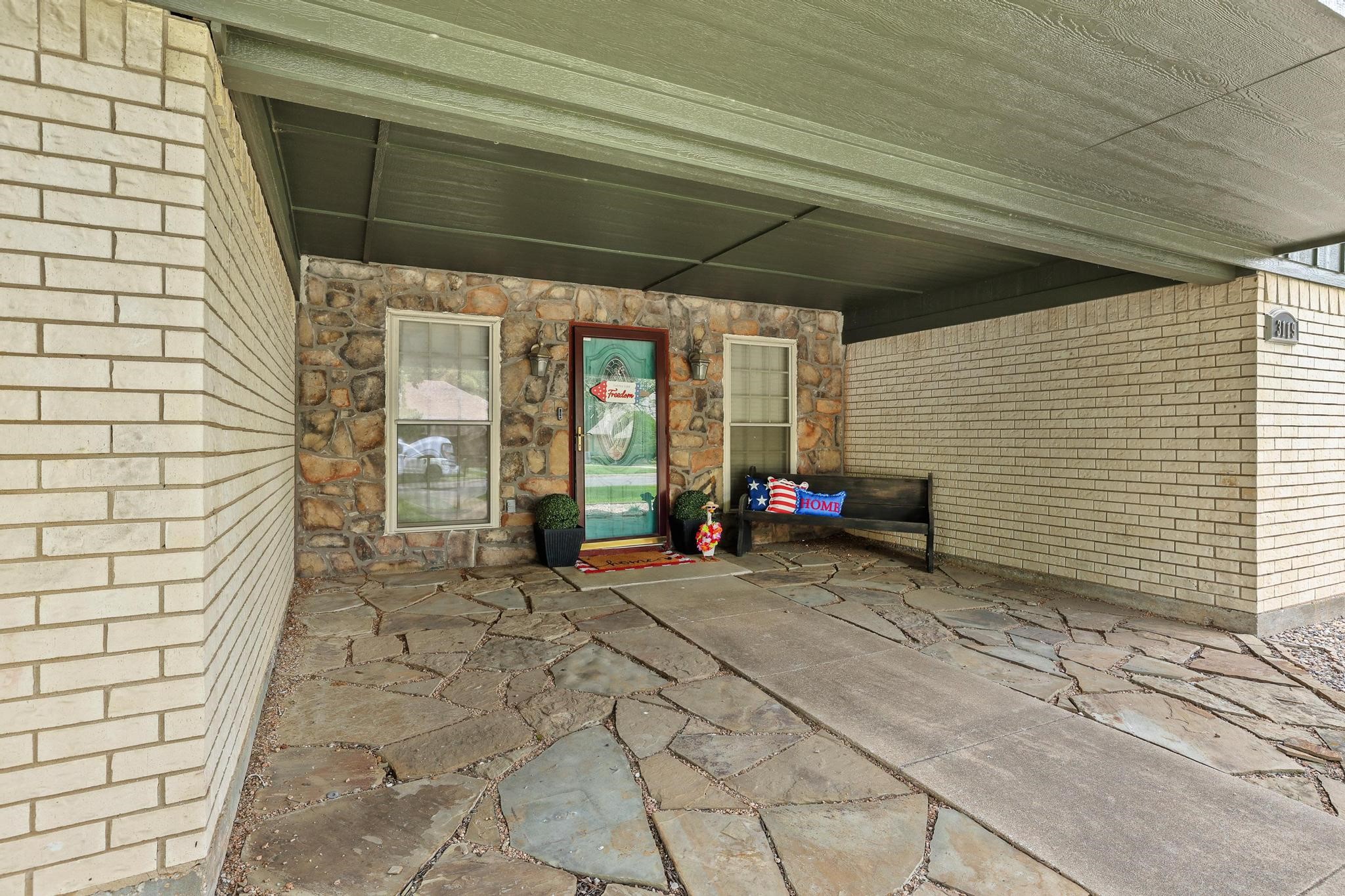 3119 Mimosa Drive