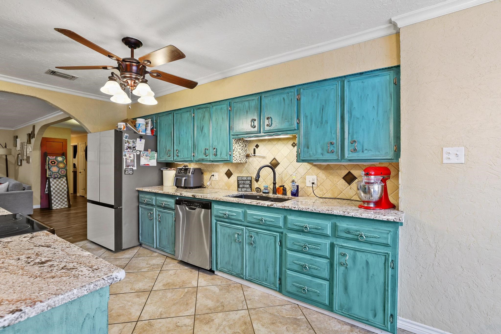 3119 Mimosa Drive