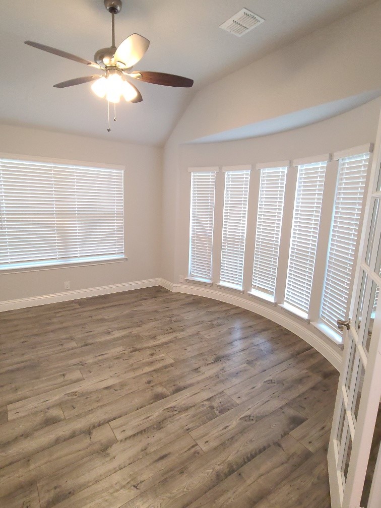 8704 Timber Ridge Drive