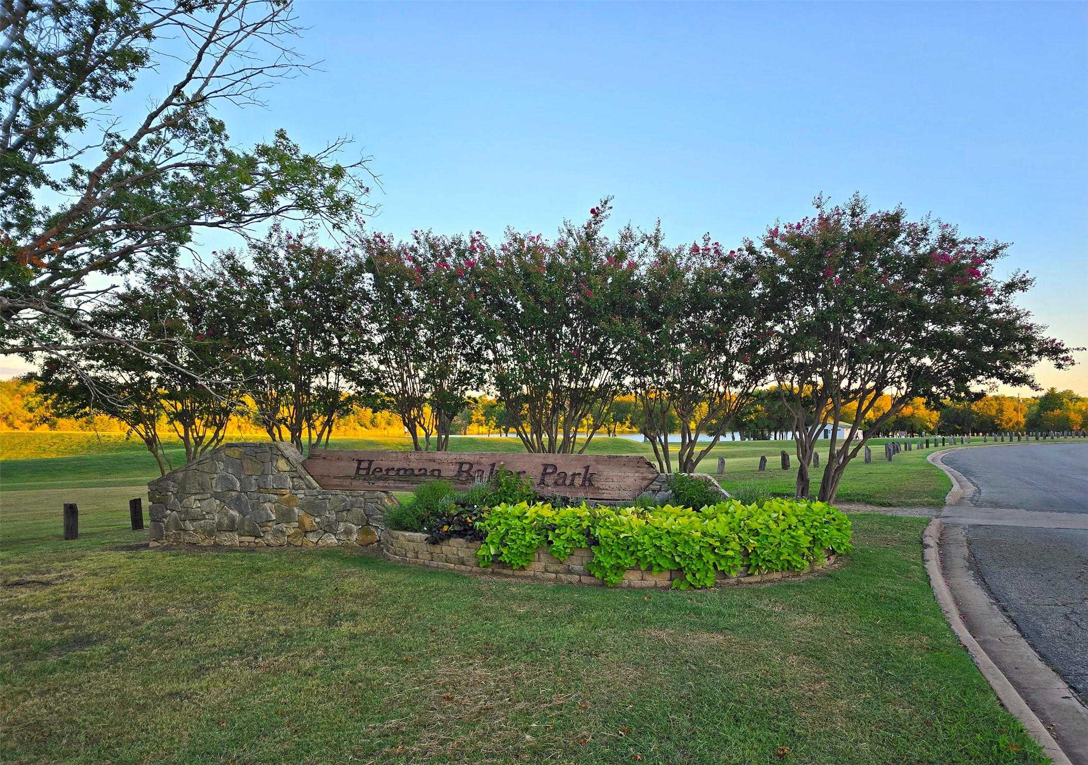 2211 Gustavus Drive