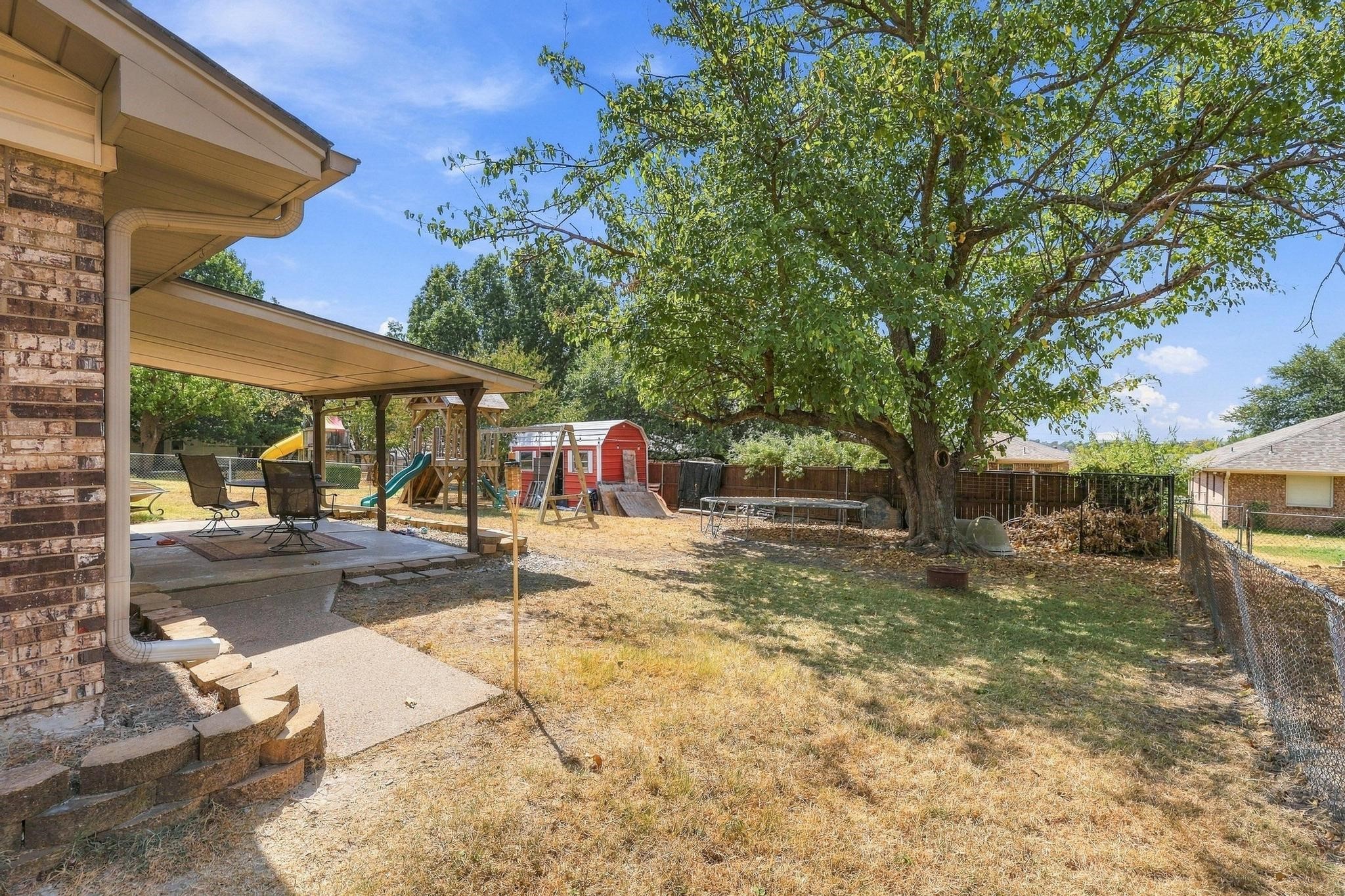 928 Maple Street
