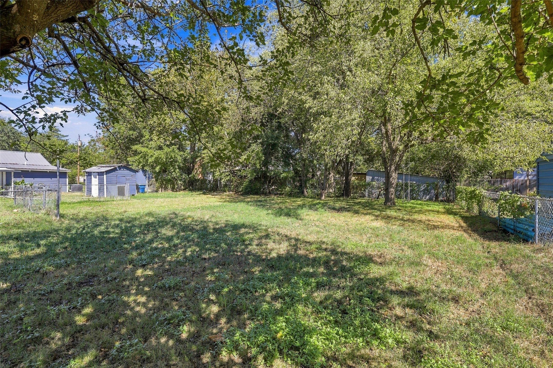 2530 W Elm Street