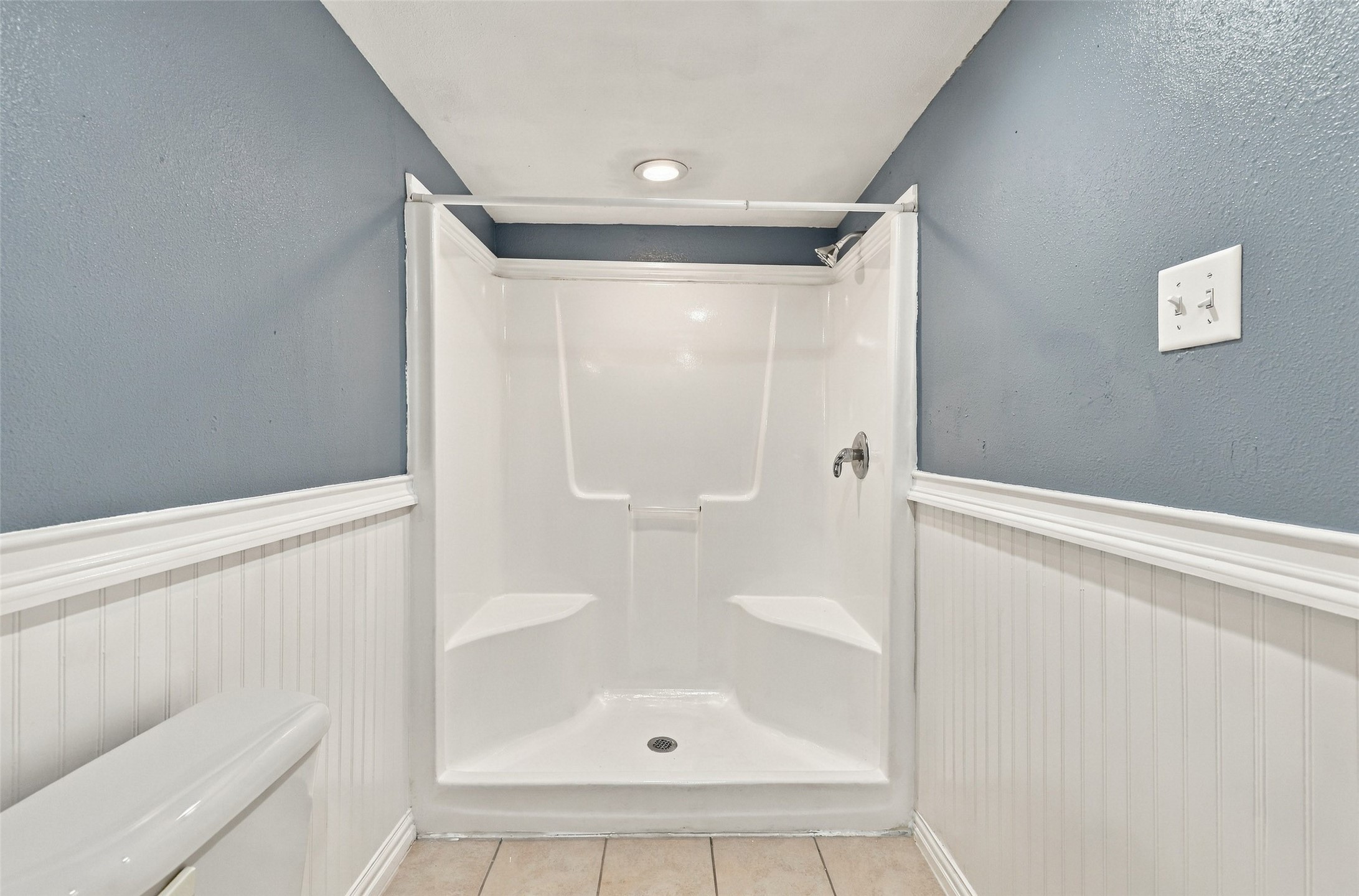 2530 W Elm Street