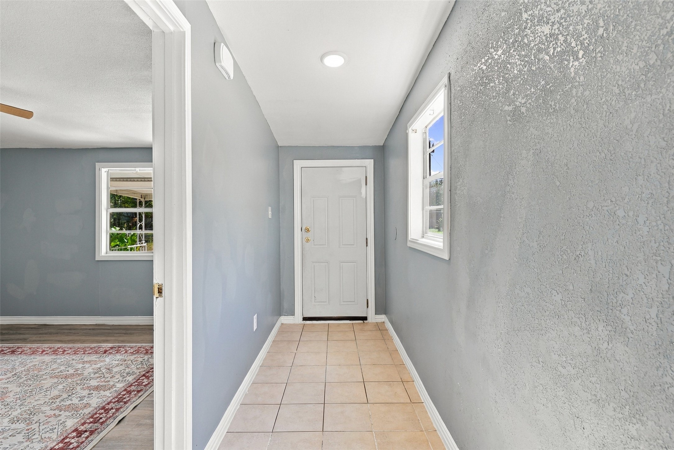 2530 W Elm Street