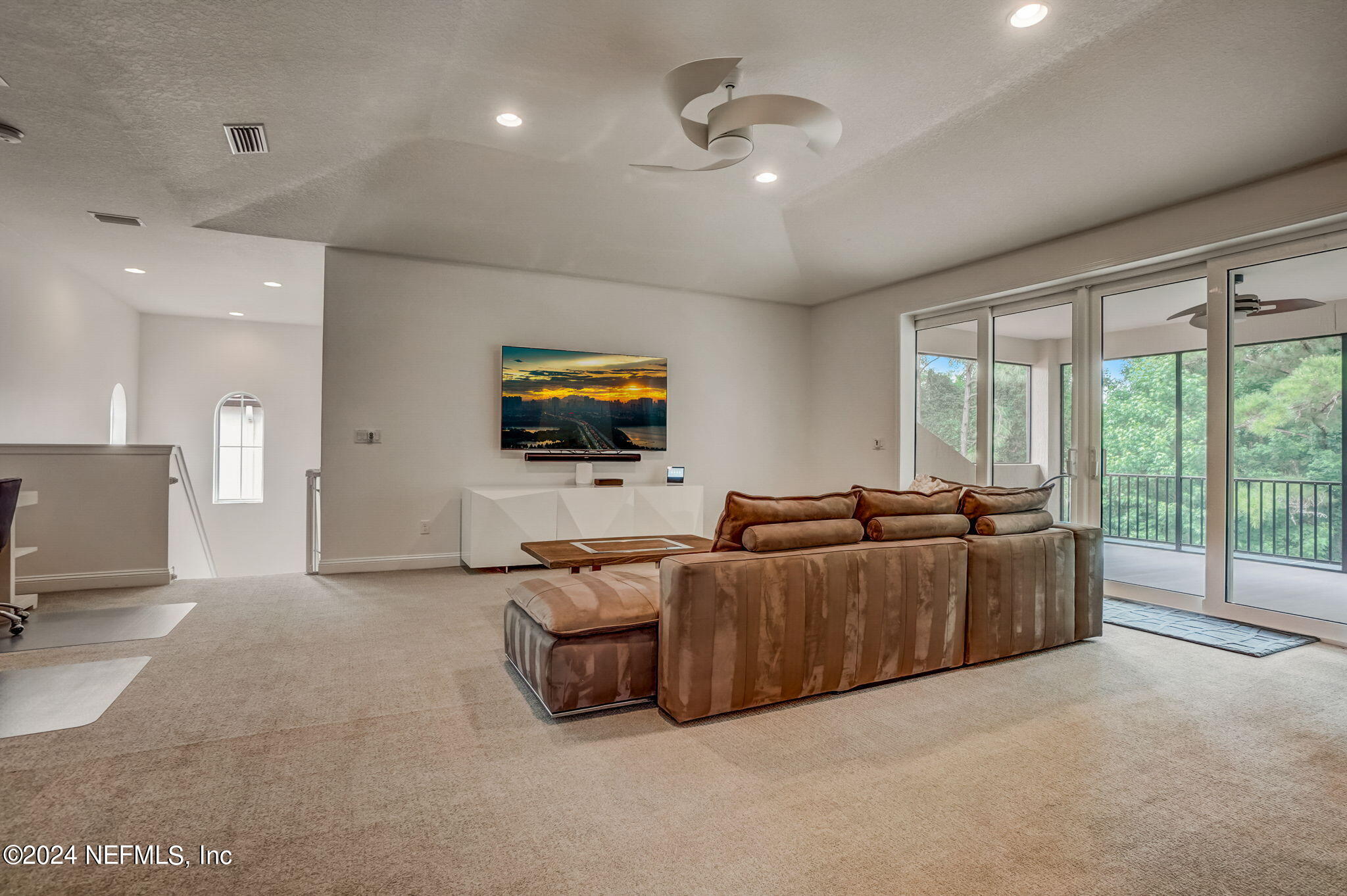 362 AUBURNDALE Drive