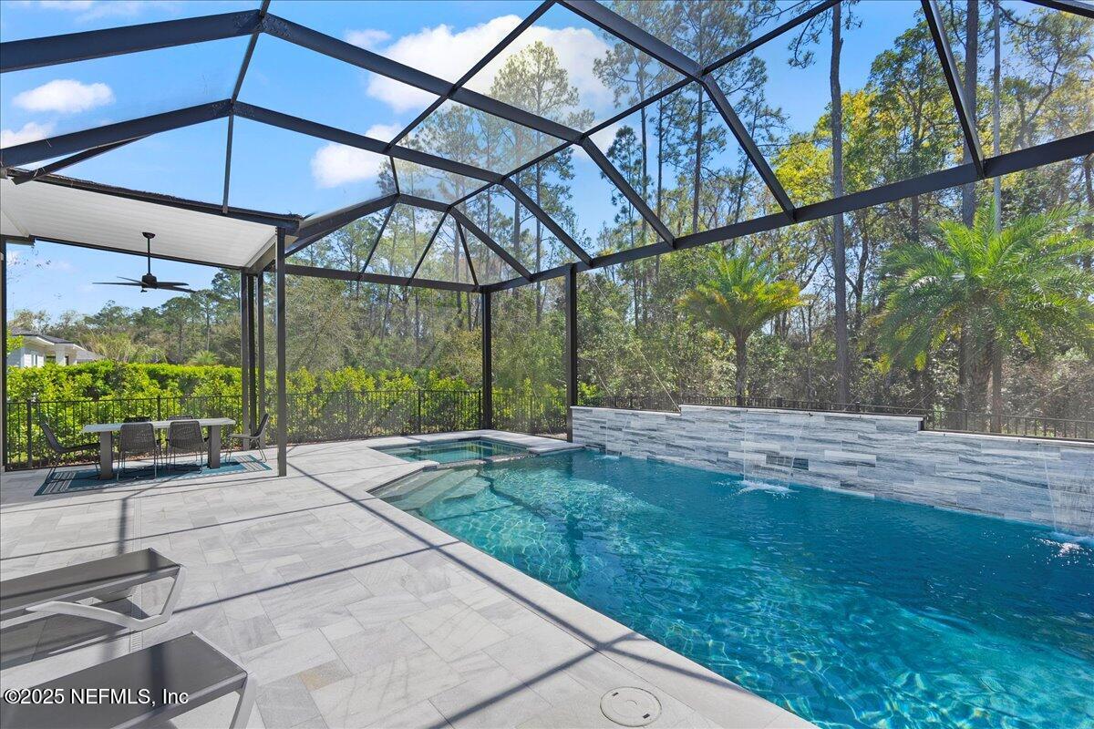 470 PARKBLUFF Circle
