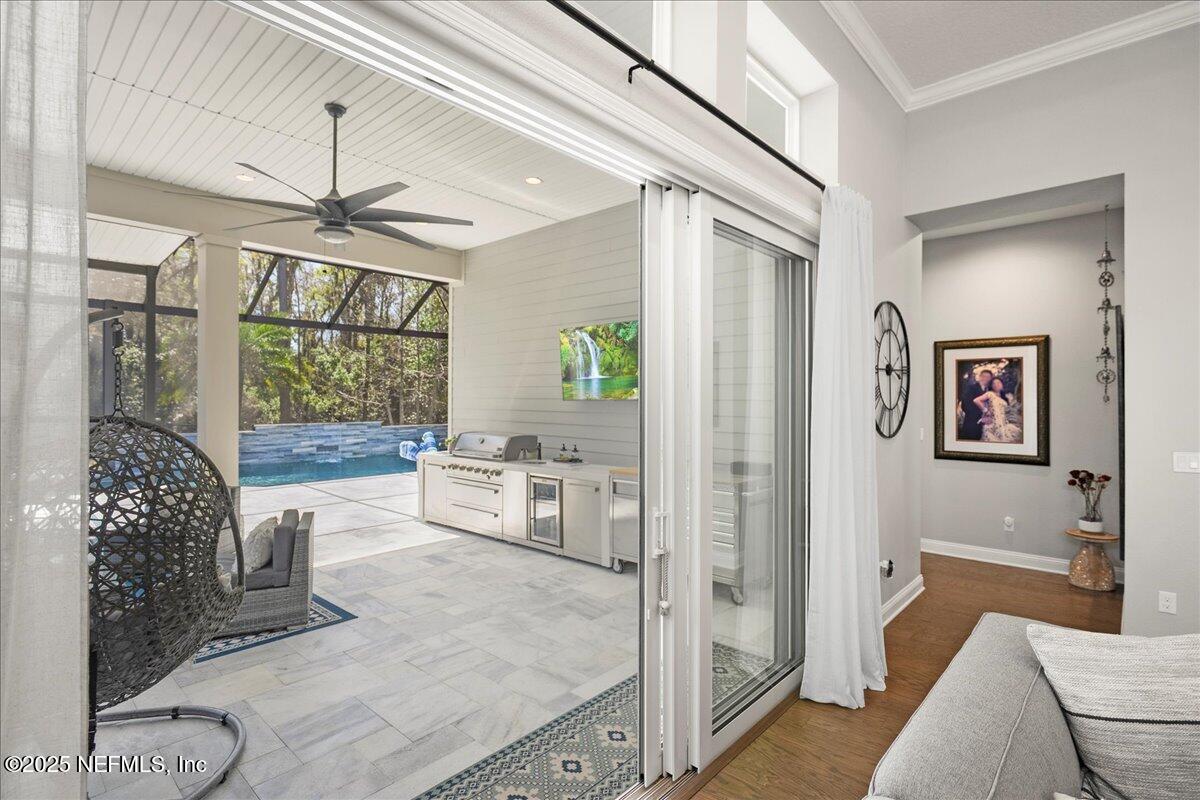 470 PARKBLUFF Circle