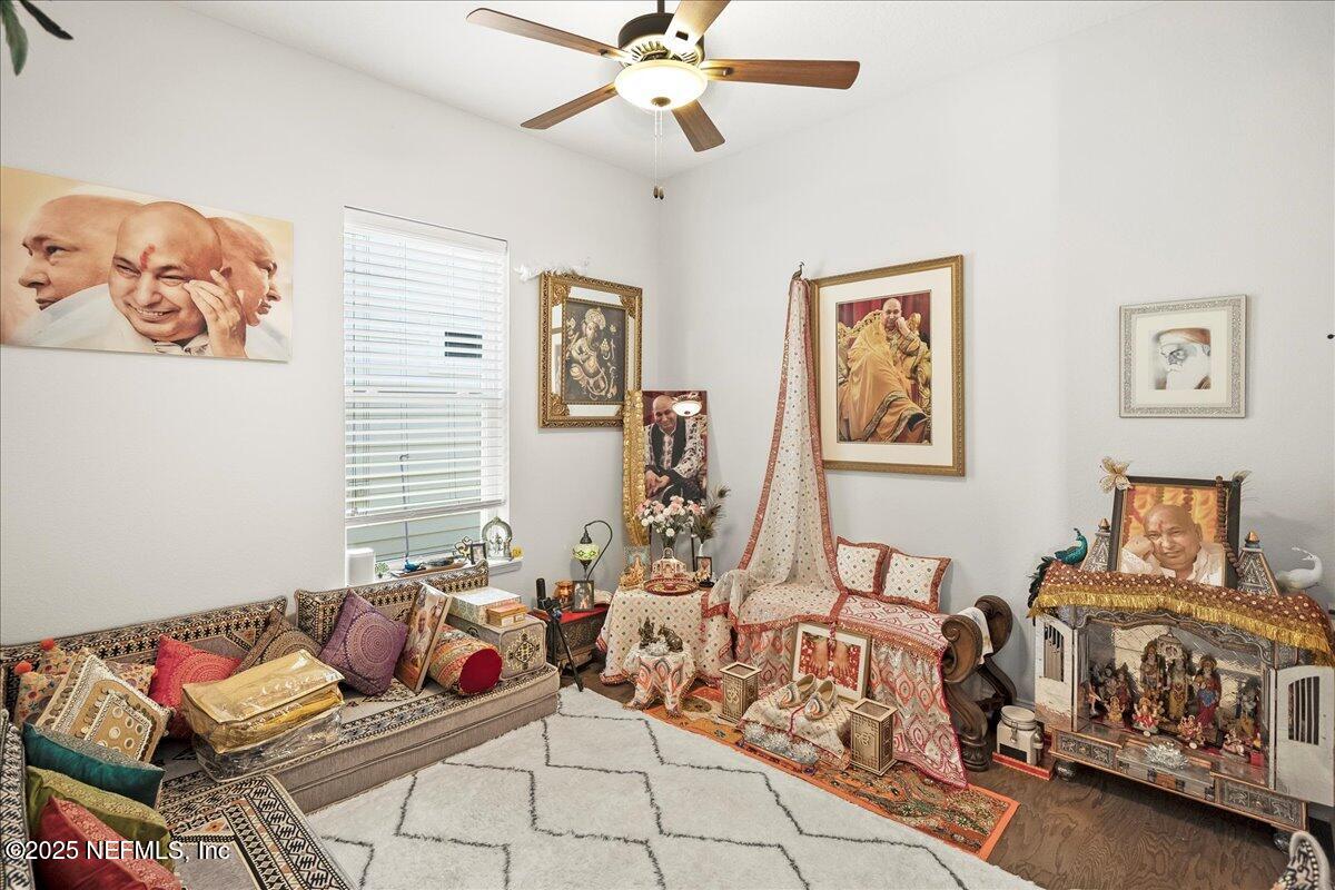 470 PARKBLUFF Circle
