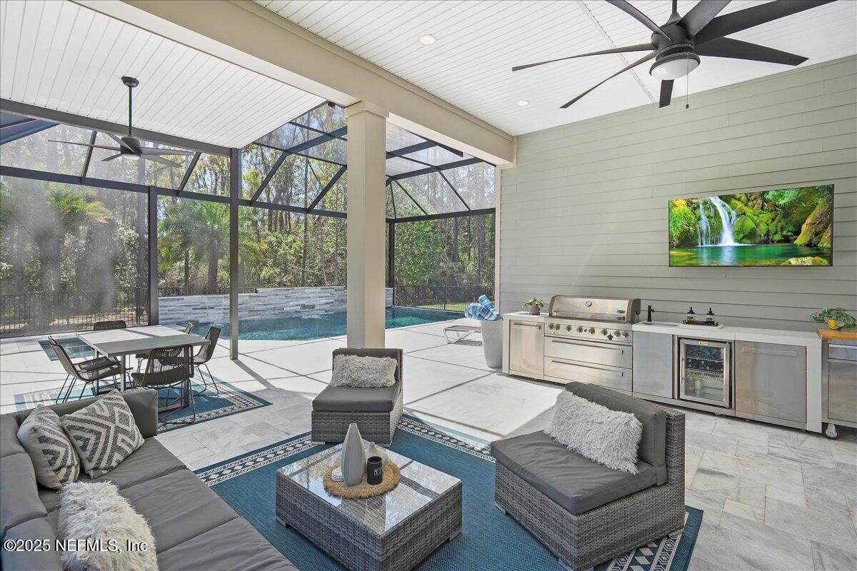 470 PARKBLUFF Circle