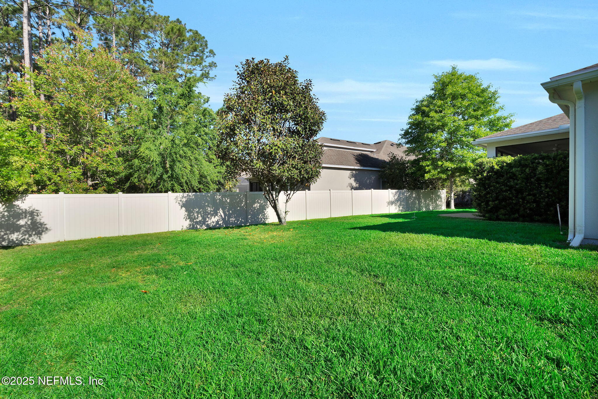 24 STATELY SHOALS Trail