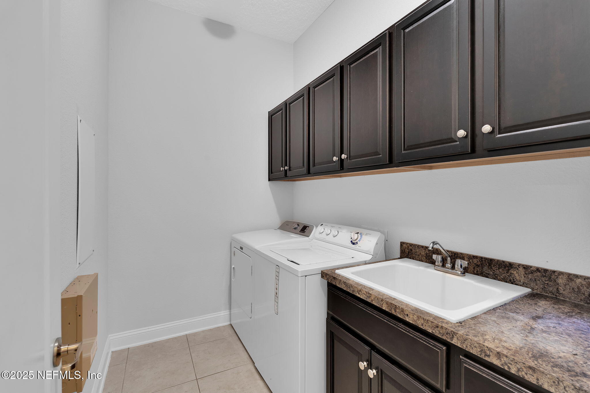 24 STATELY SHOALS Trail