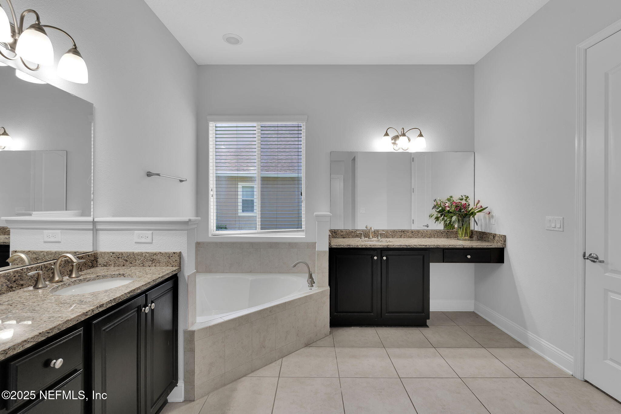 24 STATELY SHOALS Trail