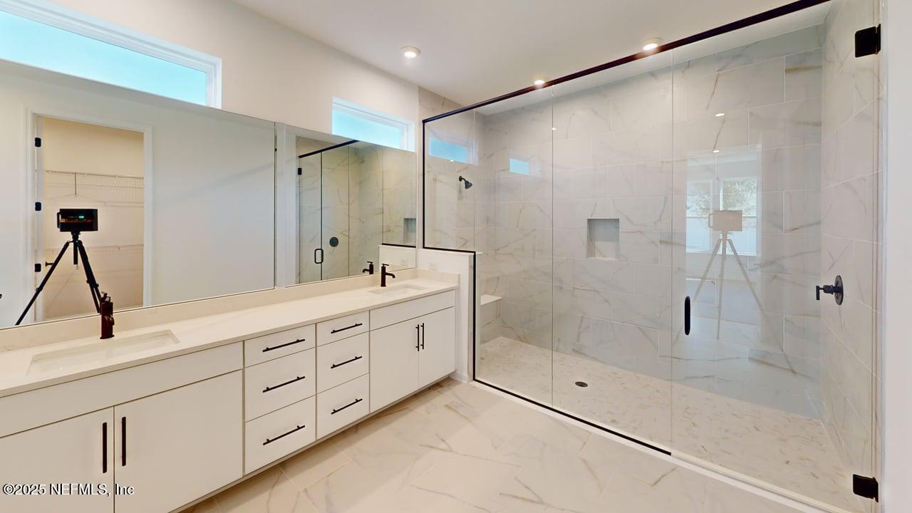 425 JUNIPER HILLS Drive, St. Johns