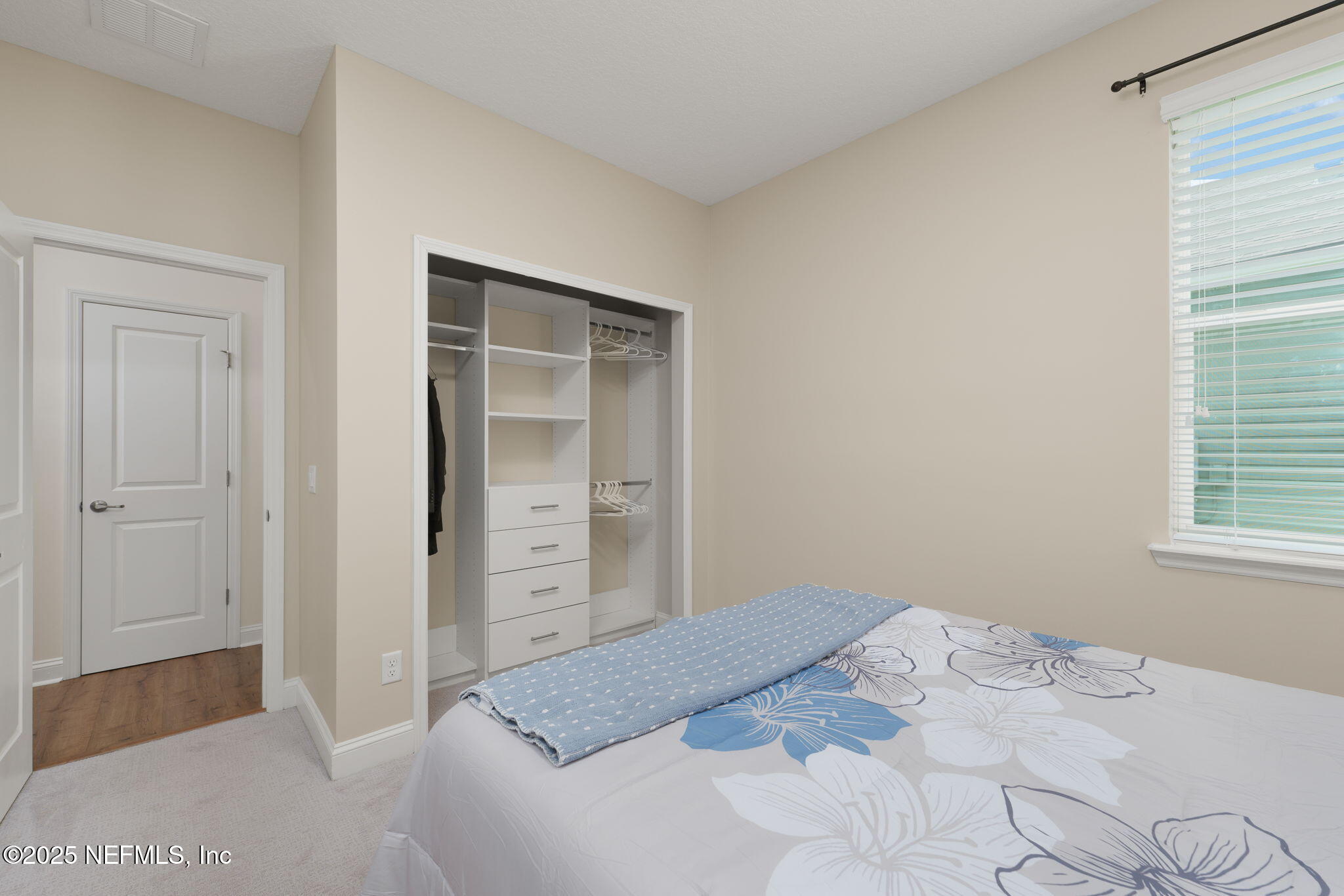 561 KENDALL CROSSING Drive, St. Johns