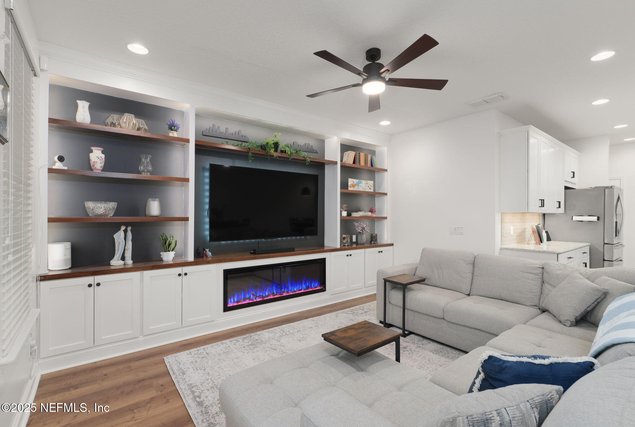 561 KENDALL CROSSING Drive, St. Johns
