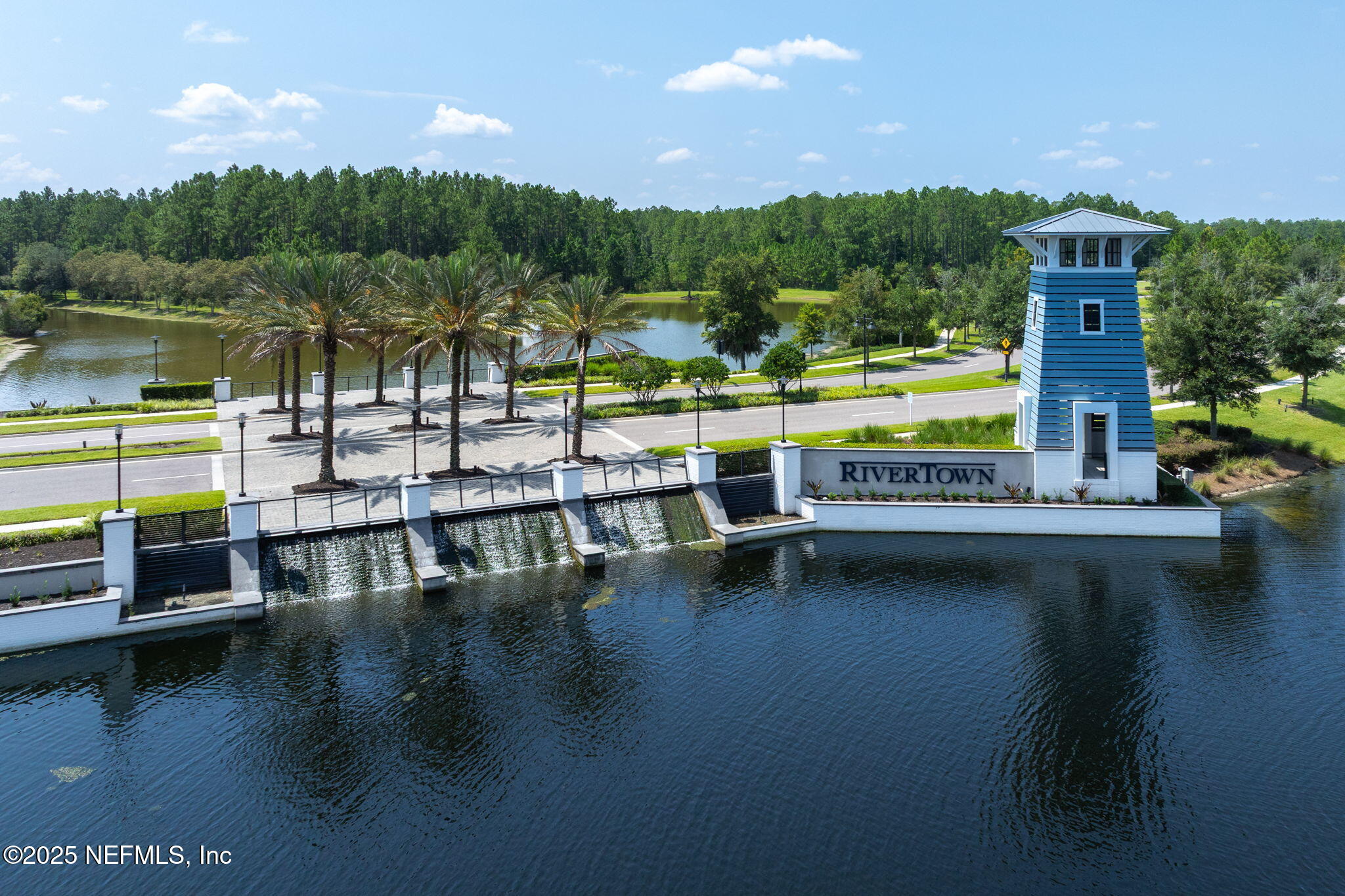 561 KENDALL CROSSING Drive, St. Johns