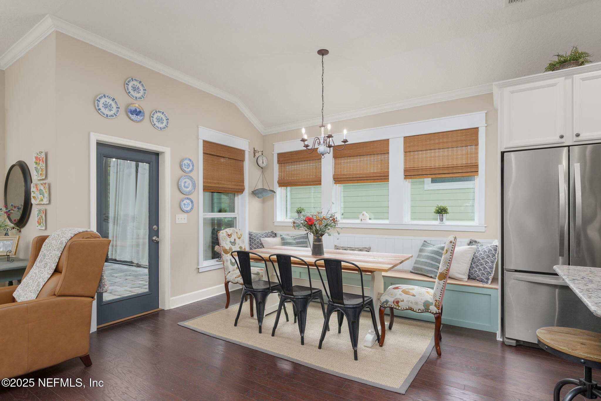 284 GARDEN WOOD Drive