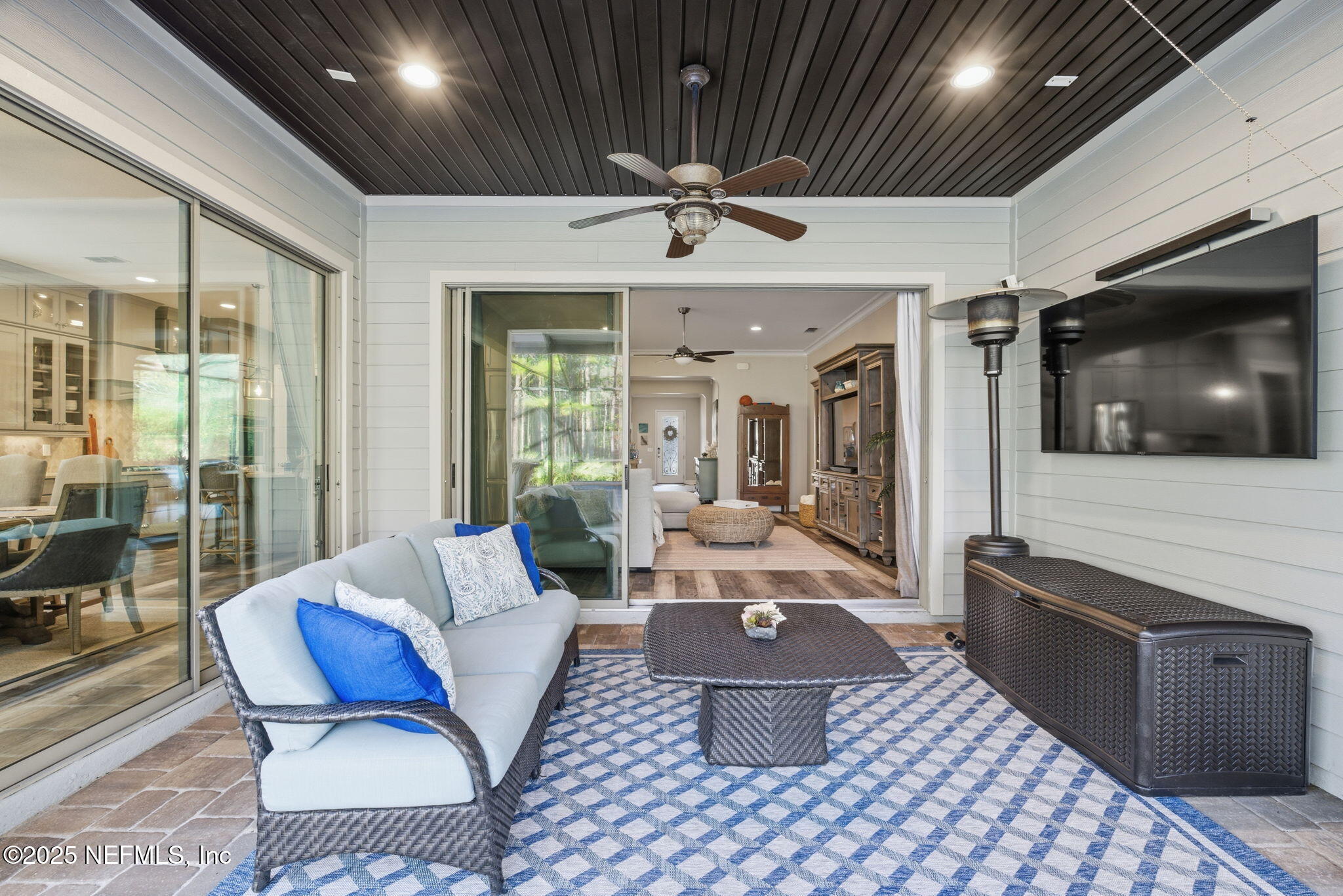 205 VALLEY GROVE Drive