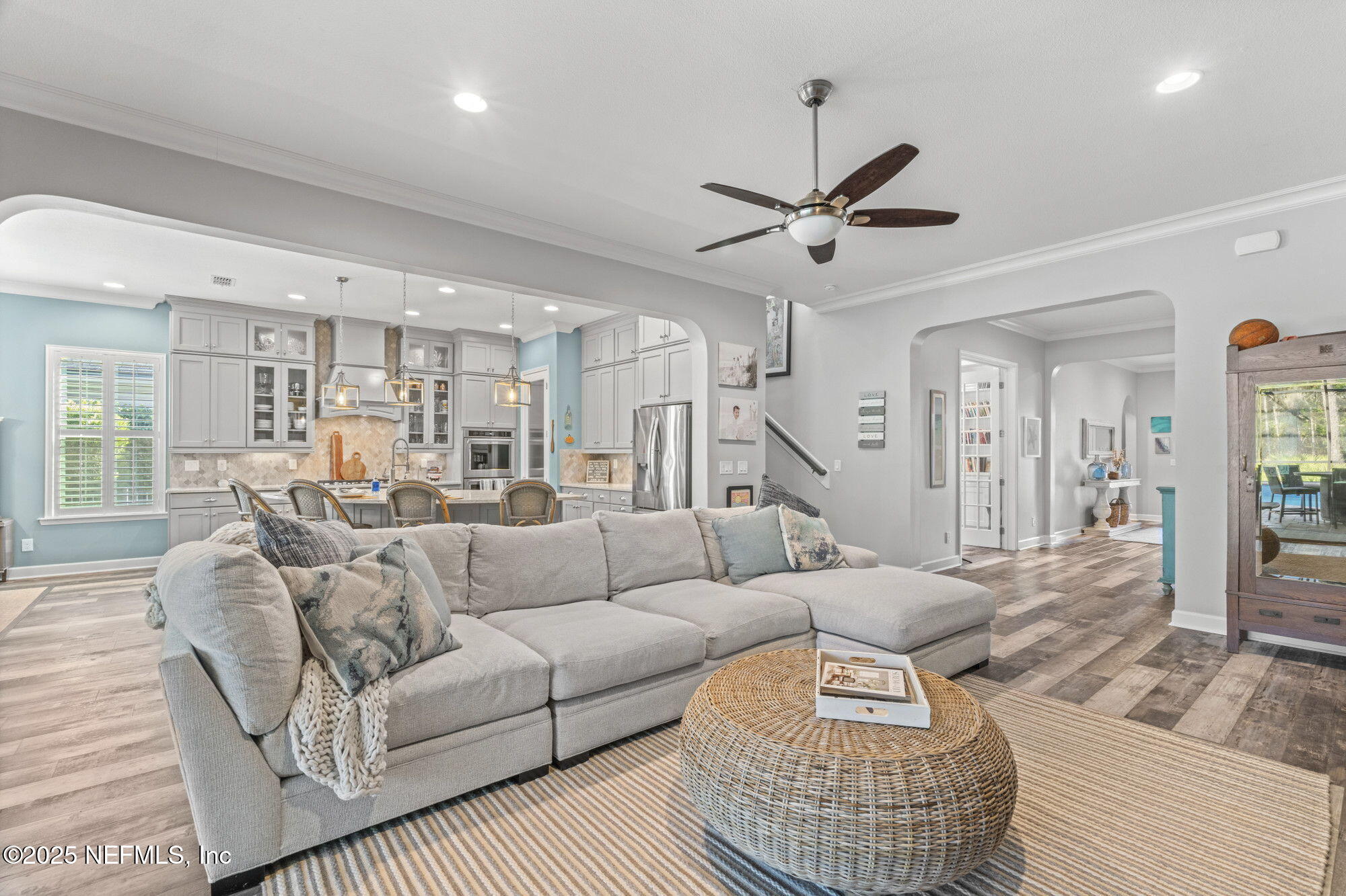 205 VALLEY GROVE Drive