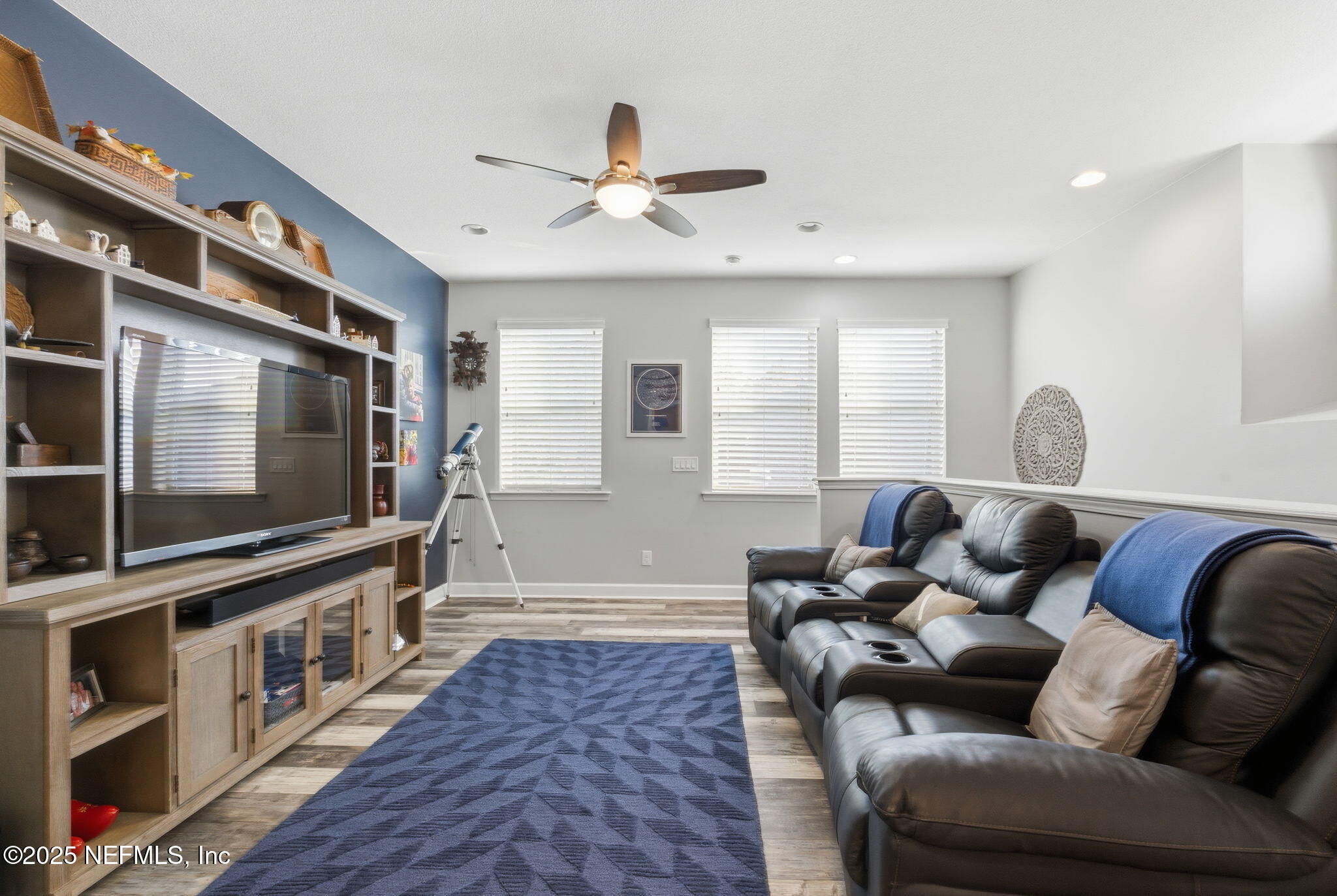 205 VALLEY GROVE Drive