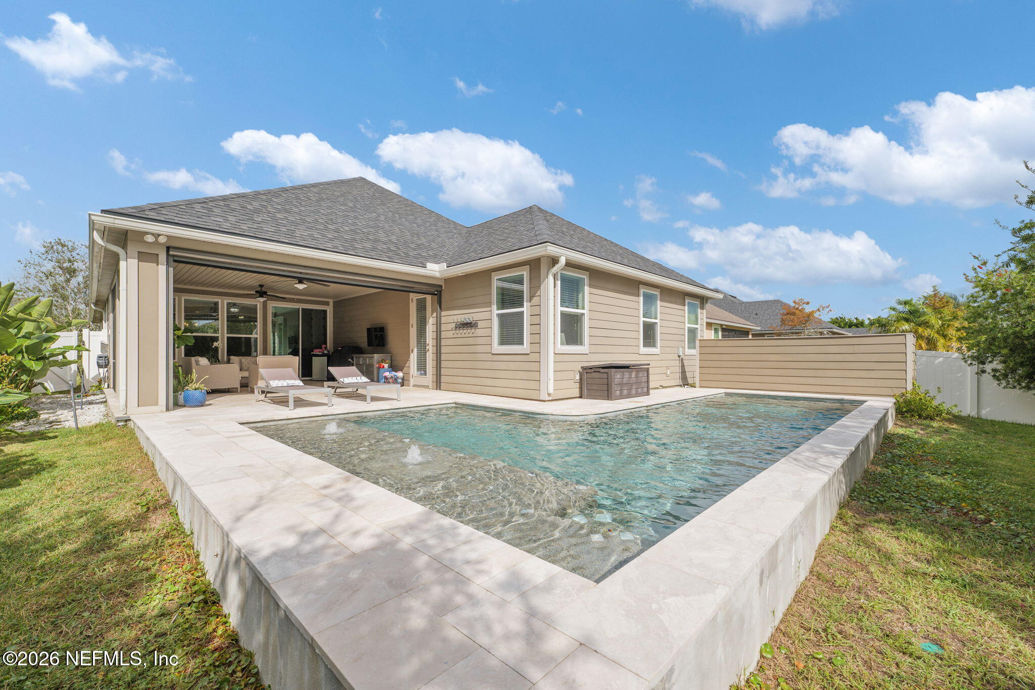 100 CASTLEBROOK Lane