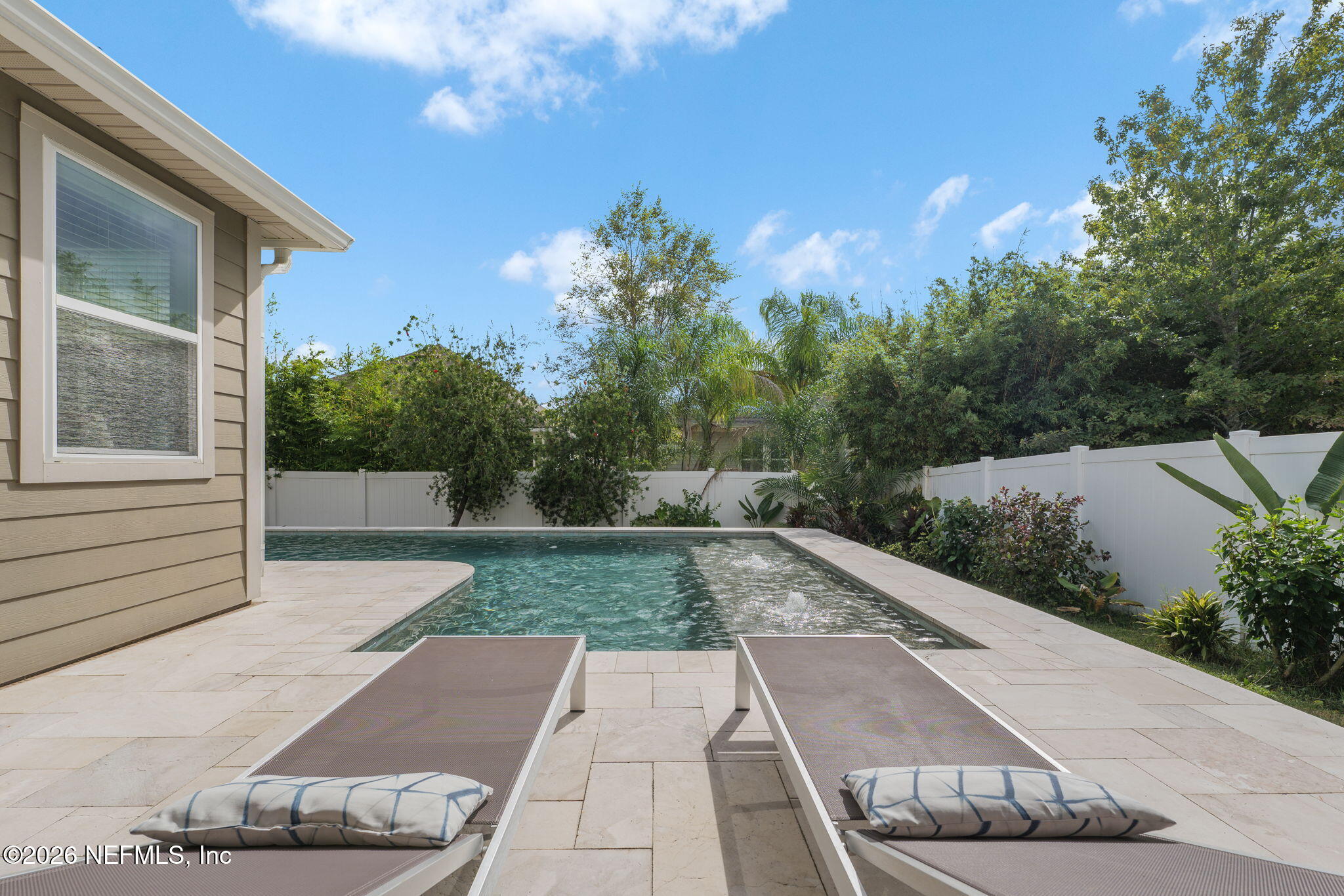 100 CASTLEBROOK Lane