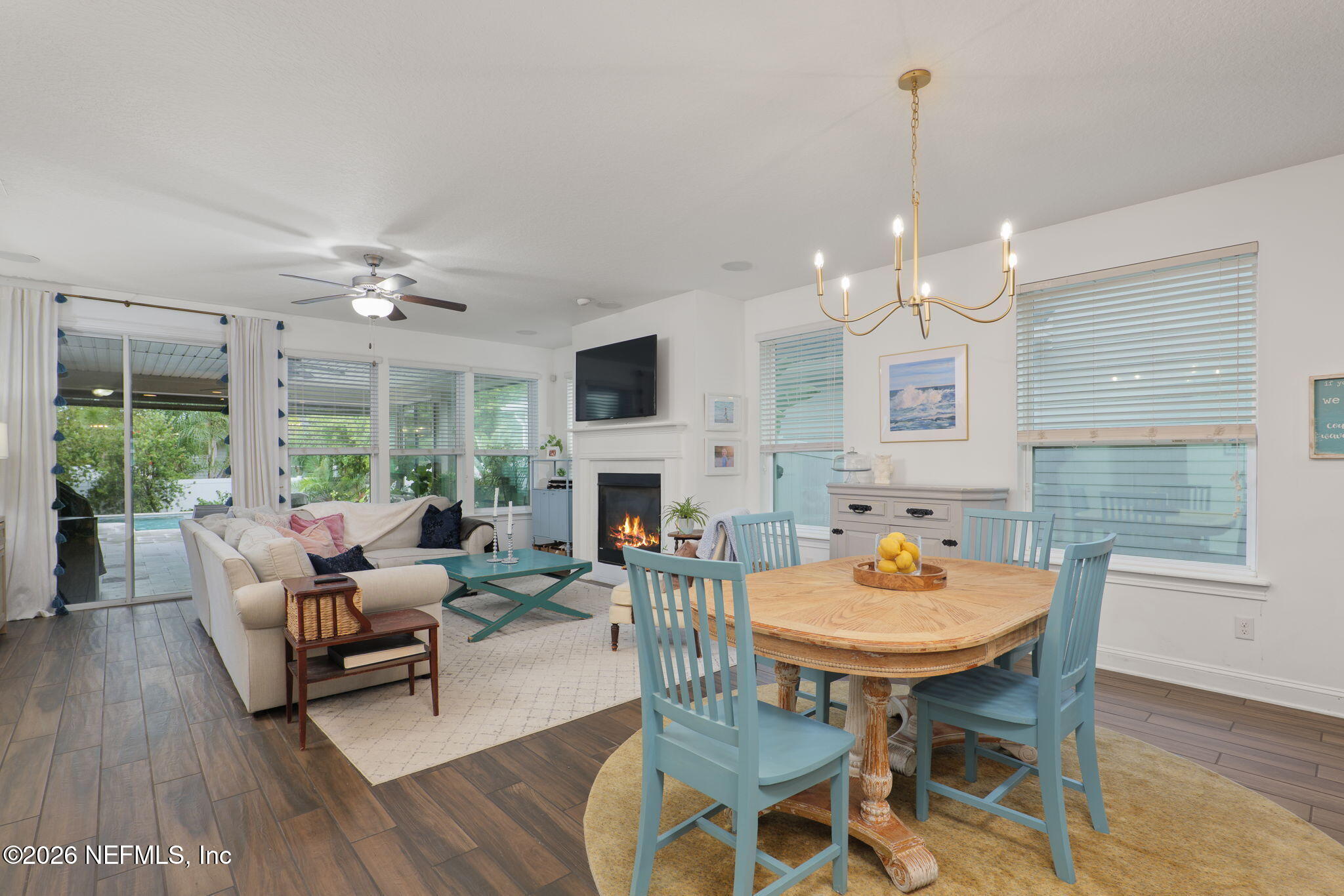 100 CASTLEBROOK Lane