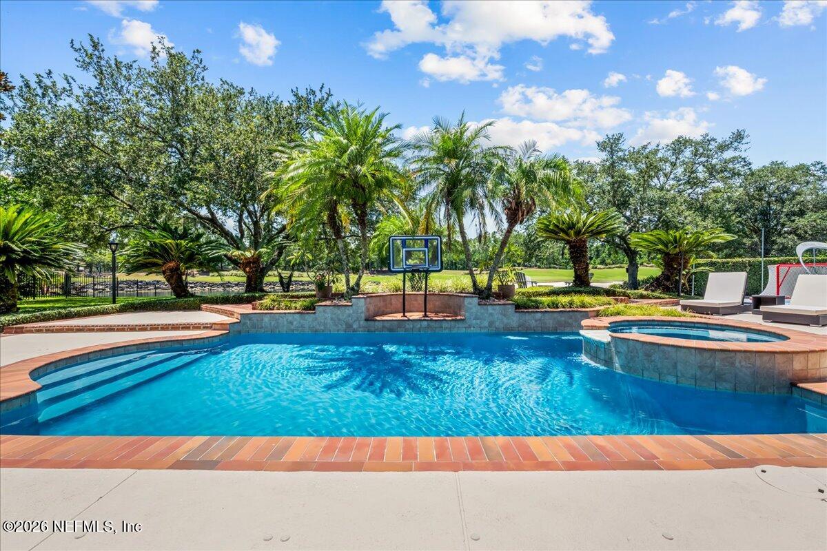 1170 REGISTRY Boulevard, St. Augustine