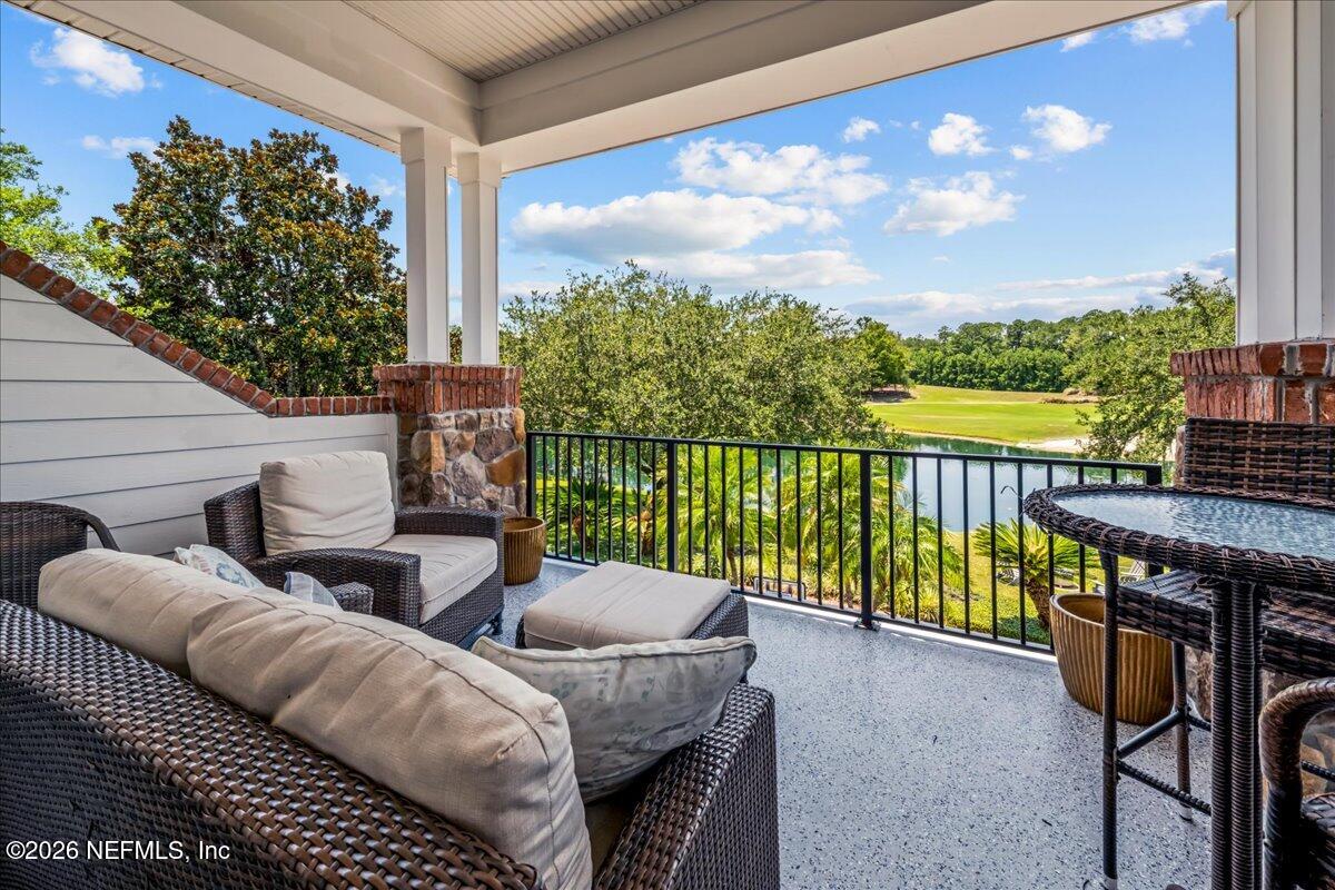 1170 REGISTRY Boulevard, St. Augustine