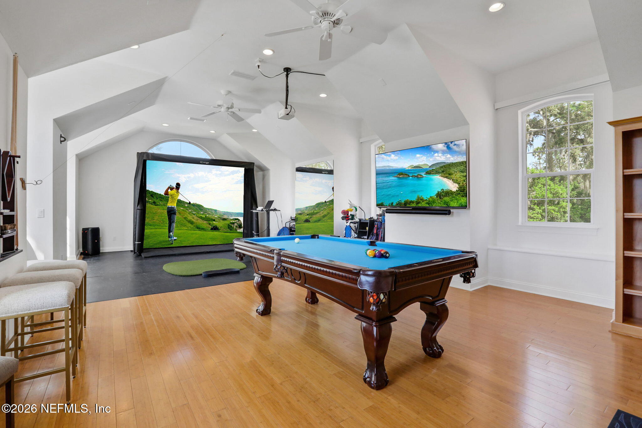 112 BENT PINE Court