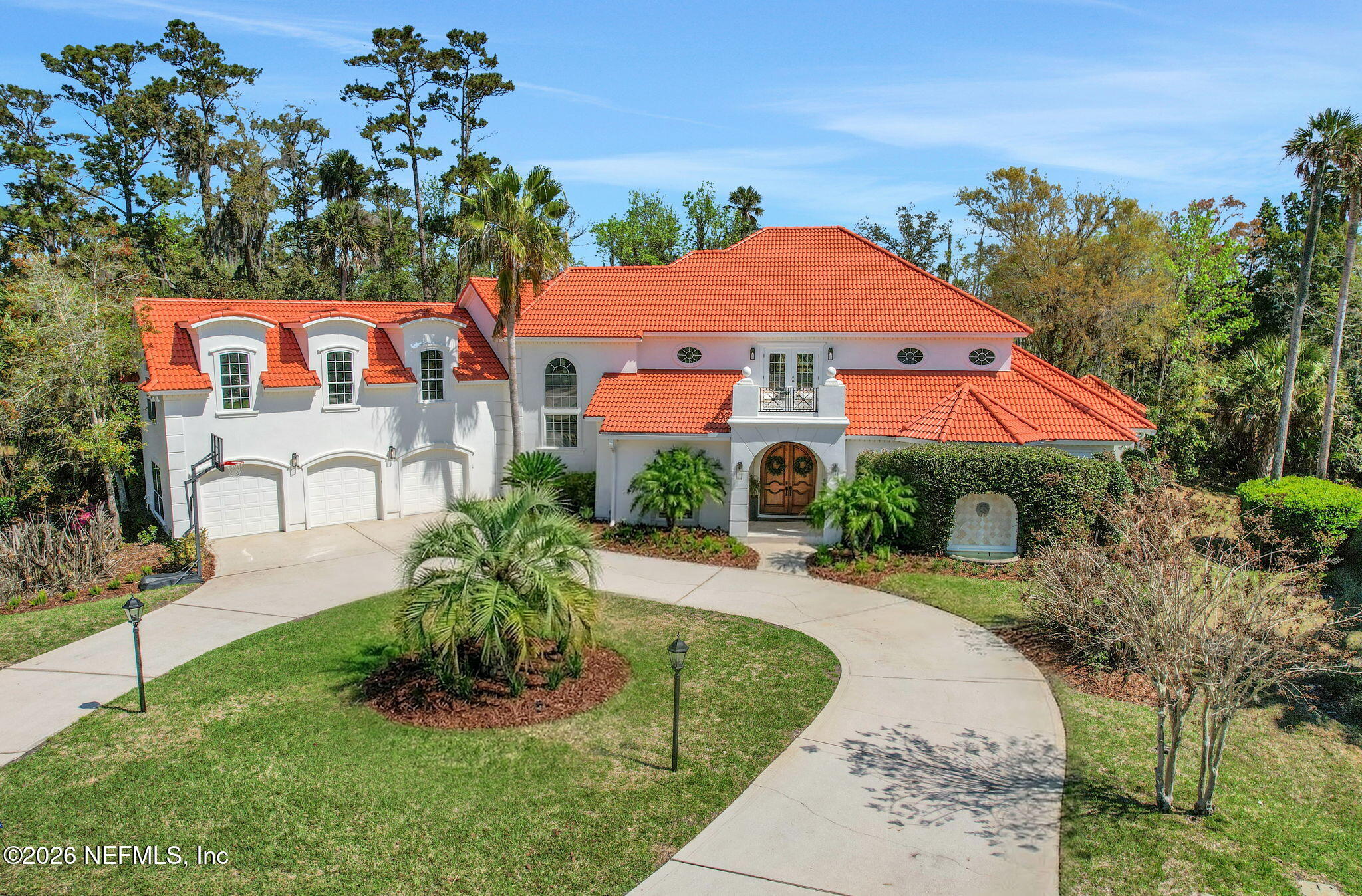 112 BENT PINE Court
