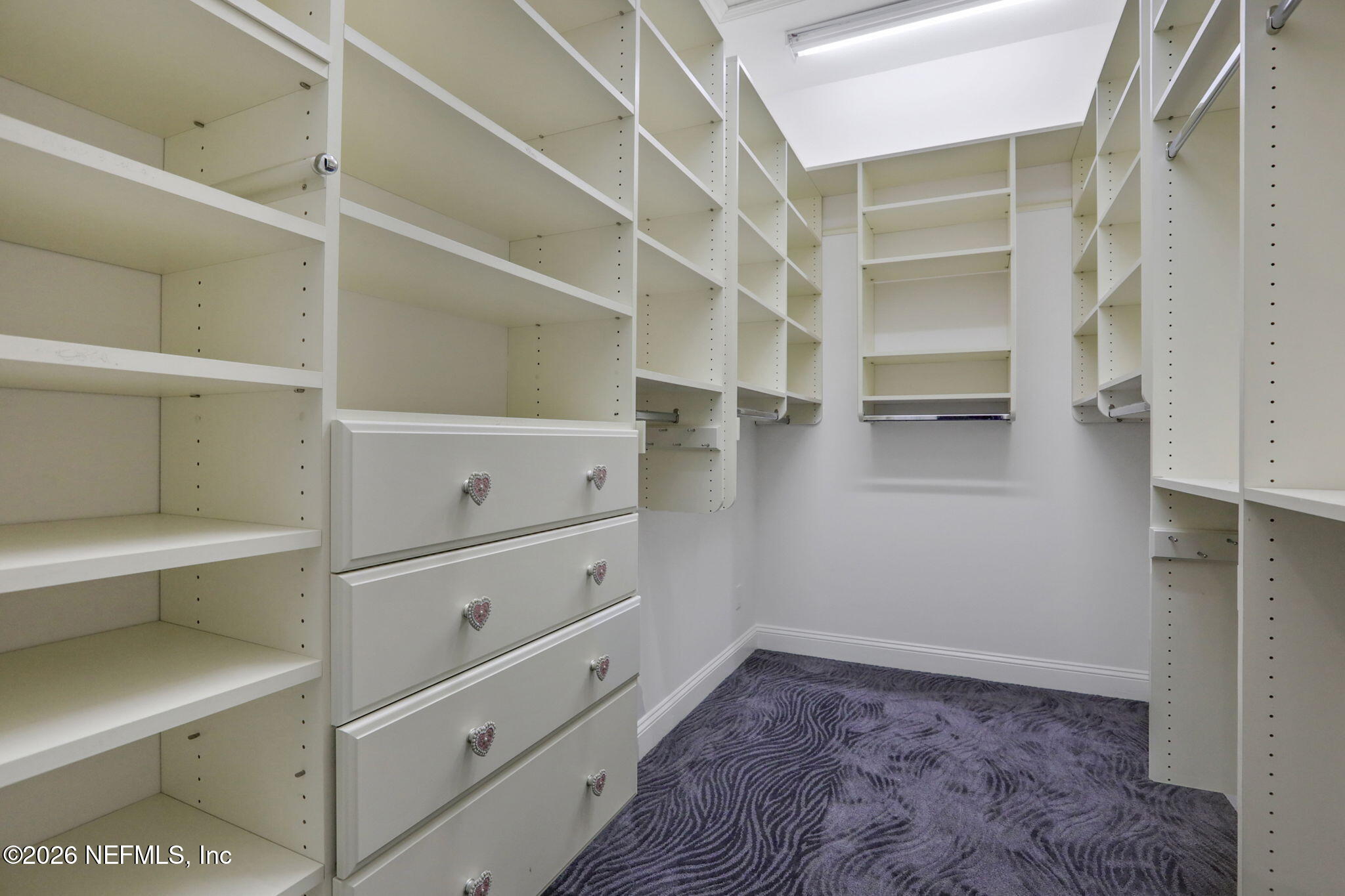 112 BENT PINE Court