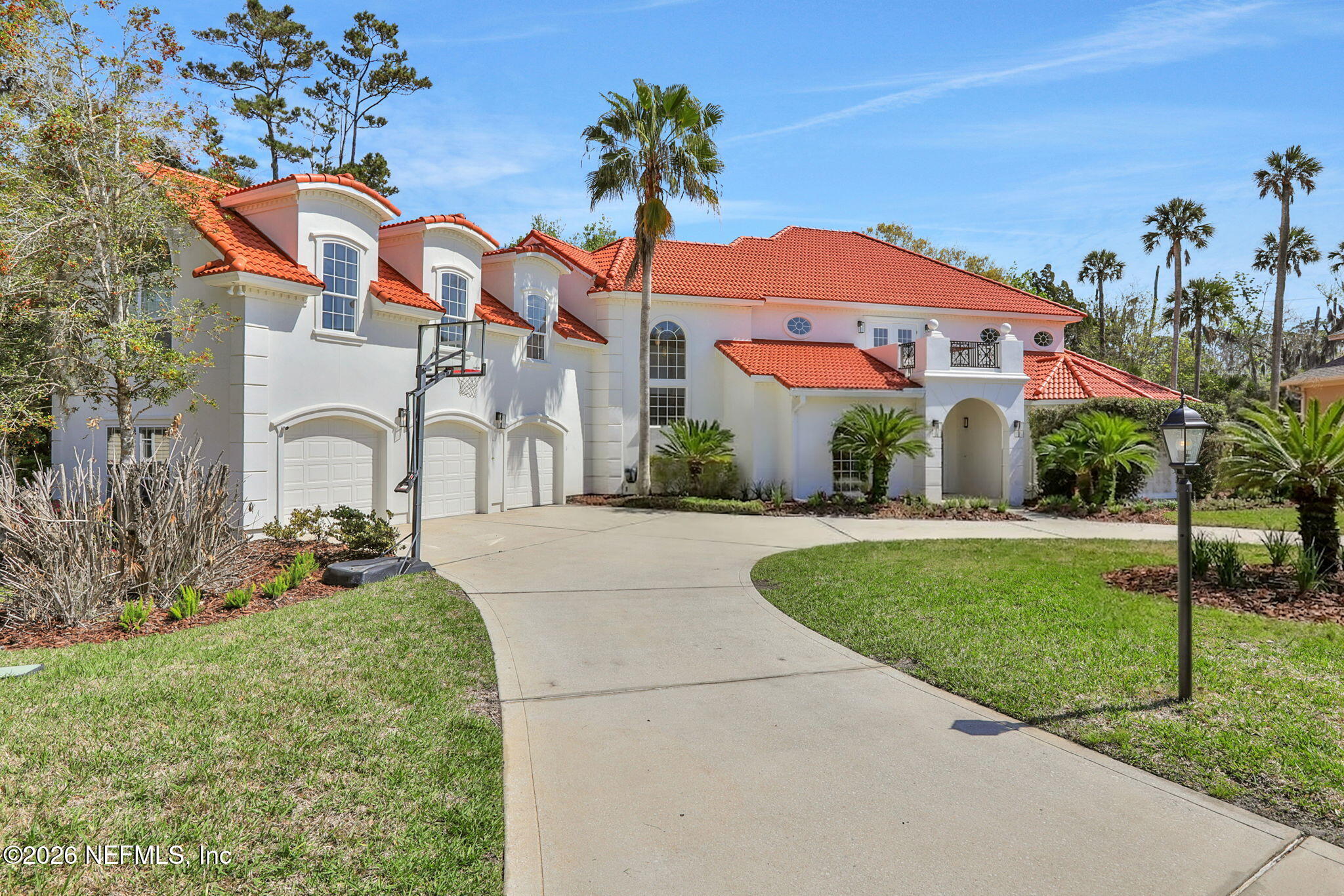 112 BENT PINE Court