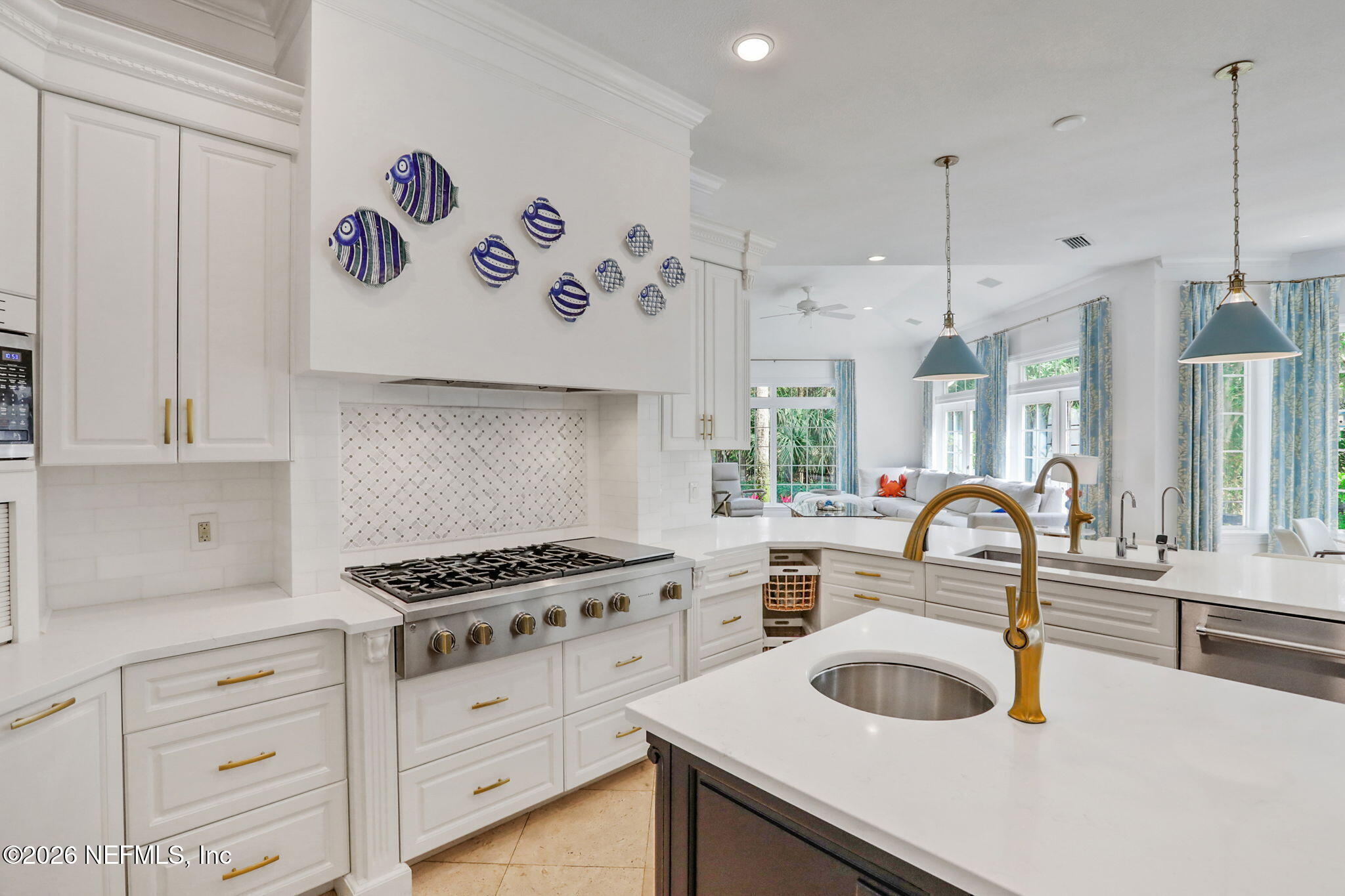 112 BENT PINE Court