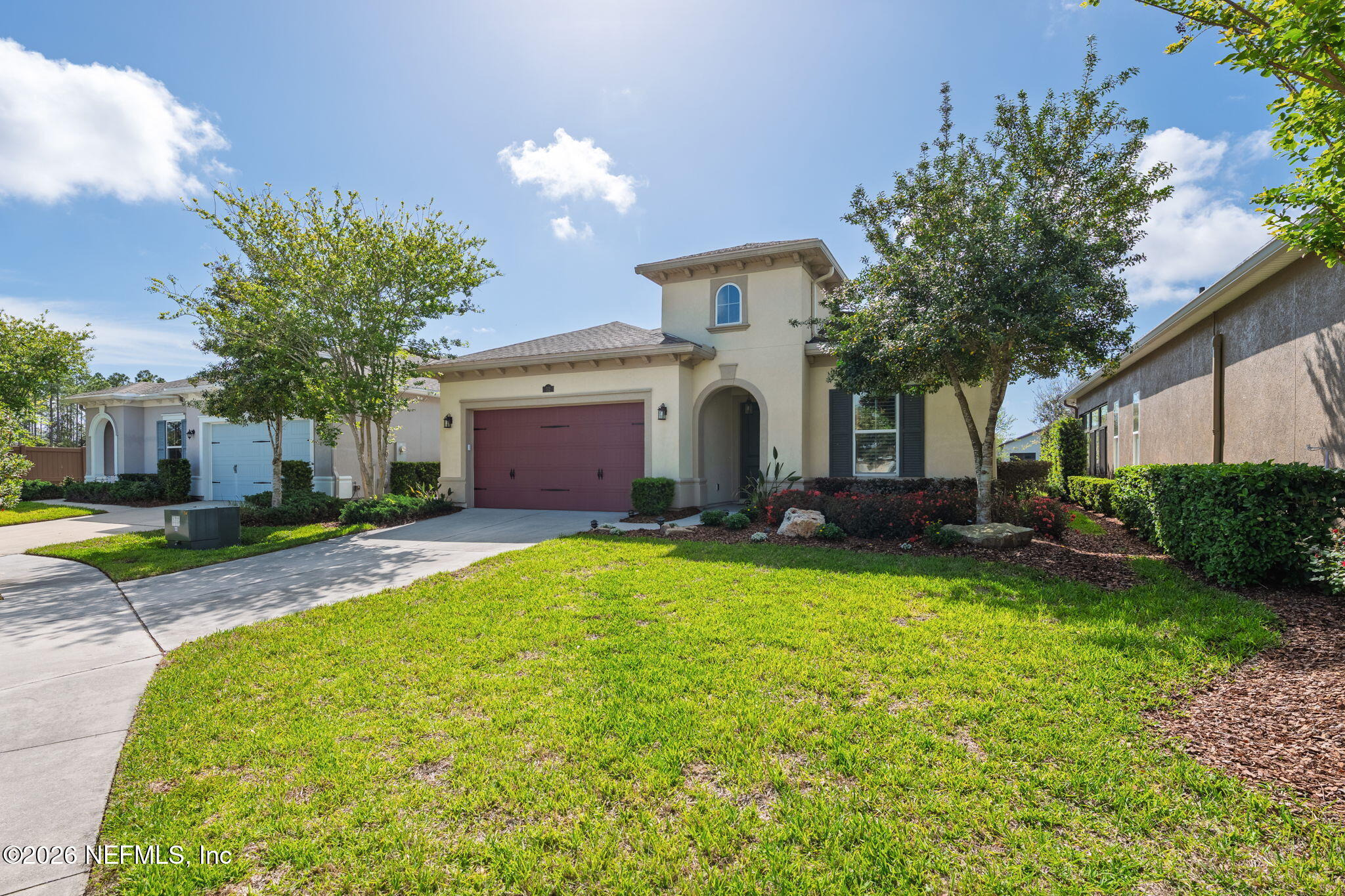 52 DYER Court