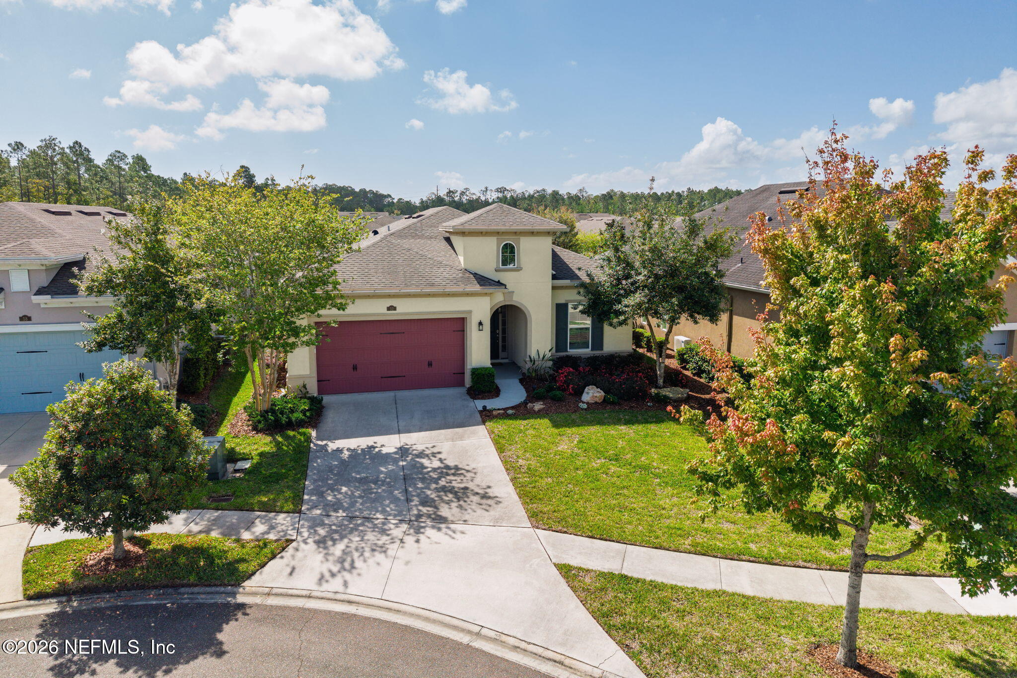52 DYER Court